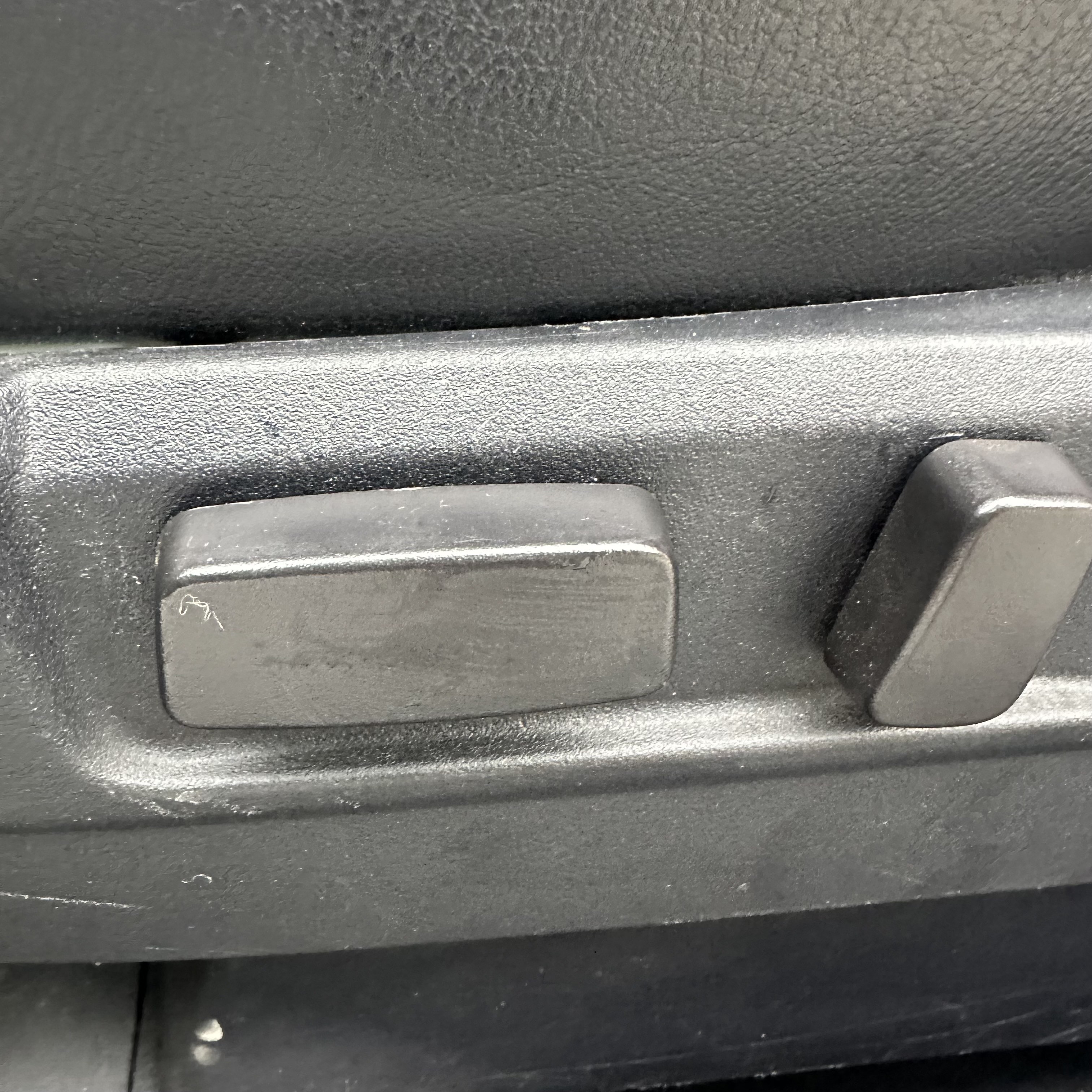 /canadacars/2011-Mitsubishi-Outlander-5633179300236588.jpg