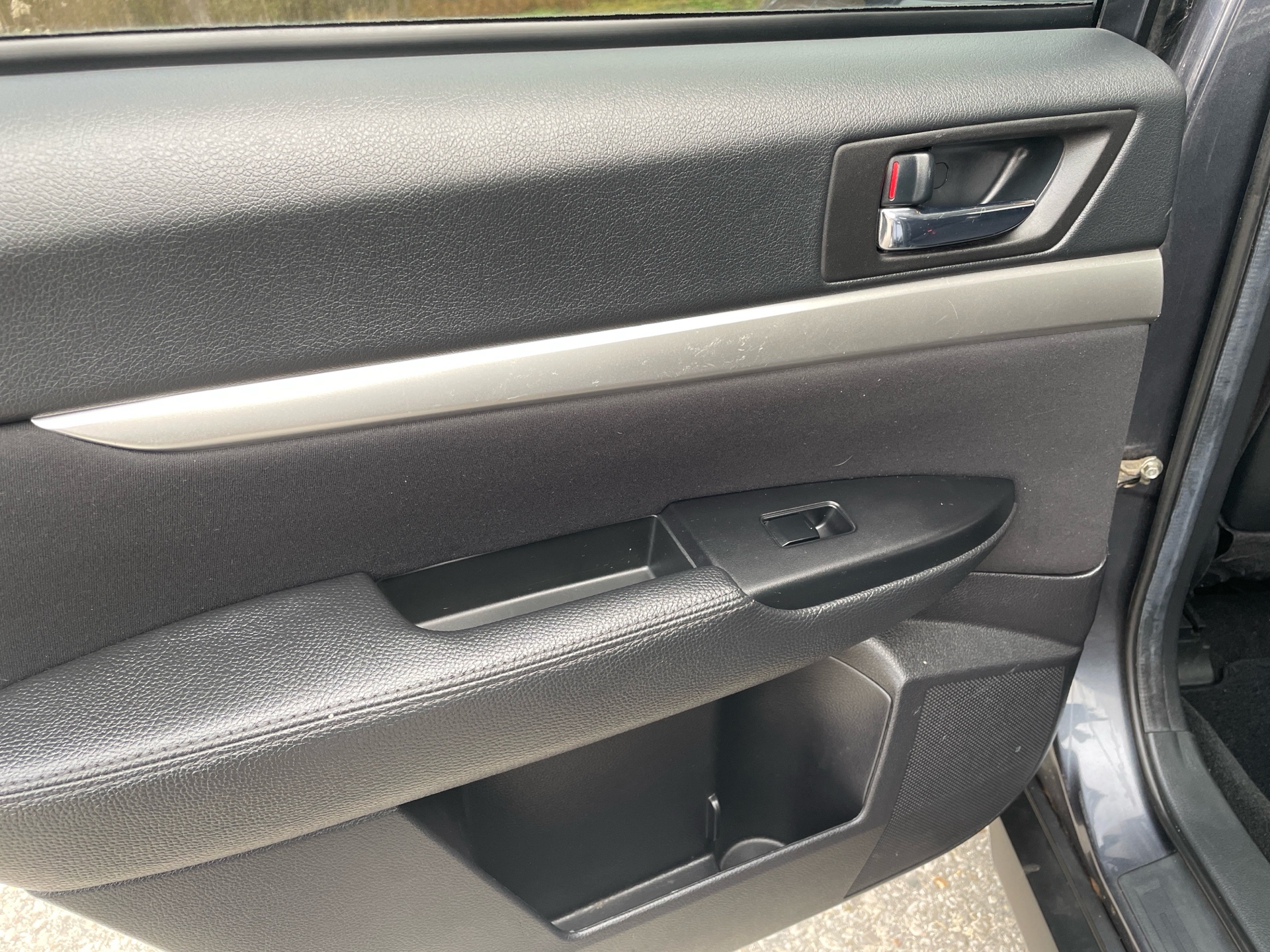 /canadacars/2011-Subaru-Outback-6655011526550139.jpg