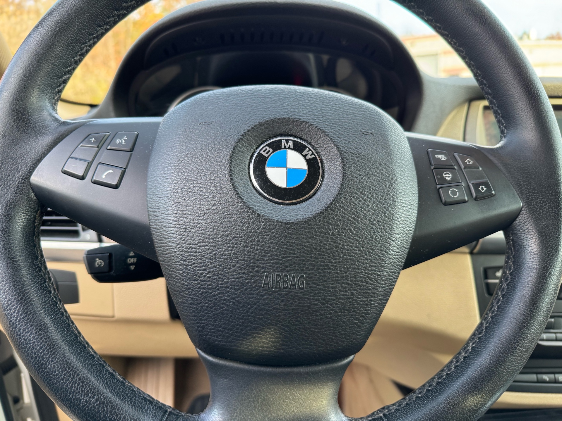 /canadacars/2012-BMW-X5-14312614718127992.jpg