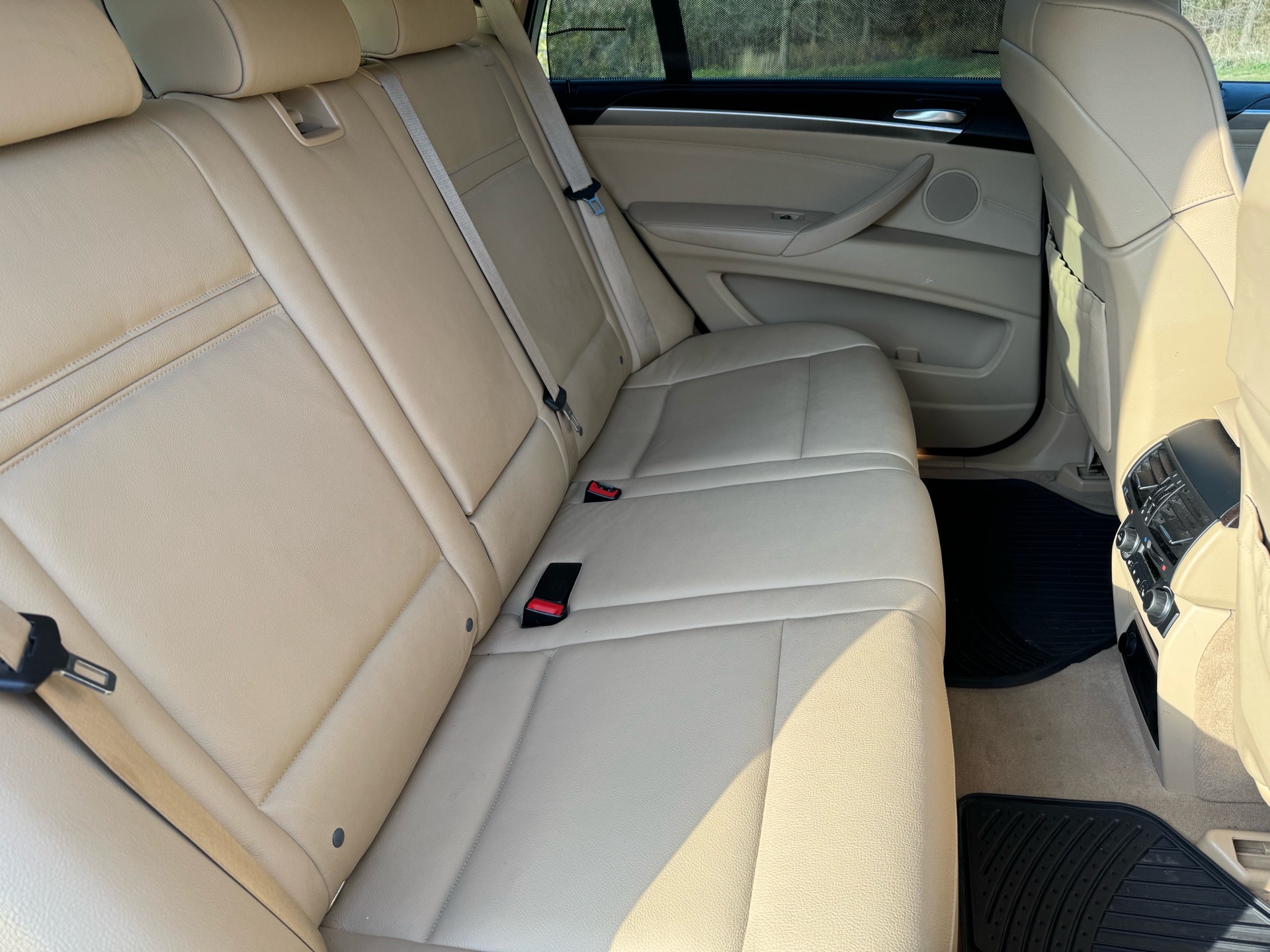 /canadacars/2012-BMW-X5-8194140669122354.jpg