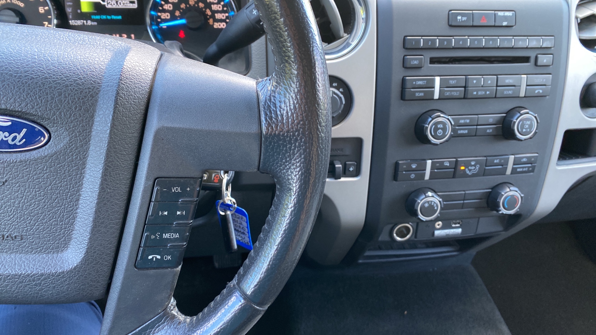 /canadacars/2012-Ford-F-150-20063406954209873.jpg