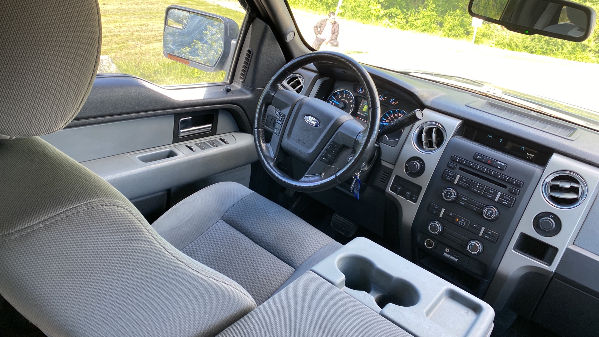 /canadacars/2012-Ford-F-150-3939168302629661.jpg