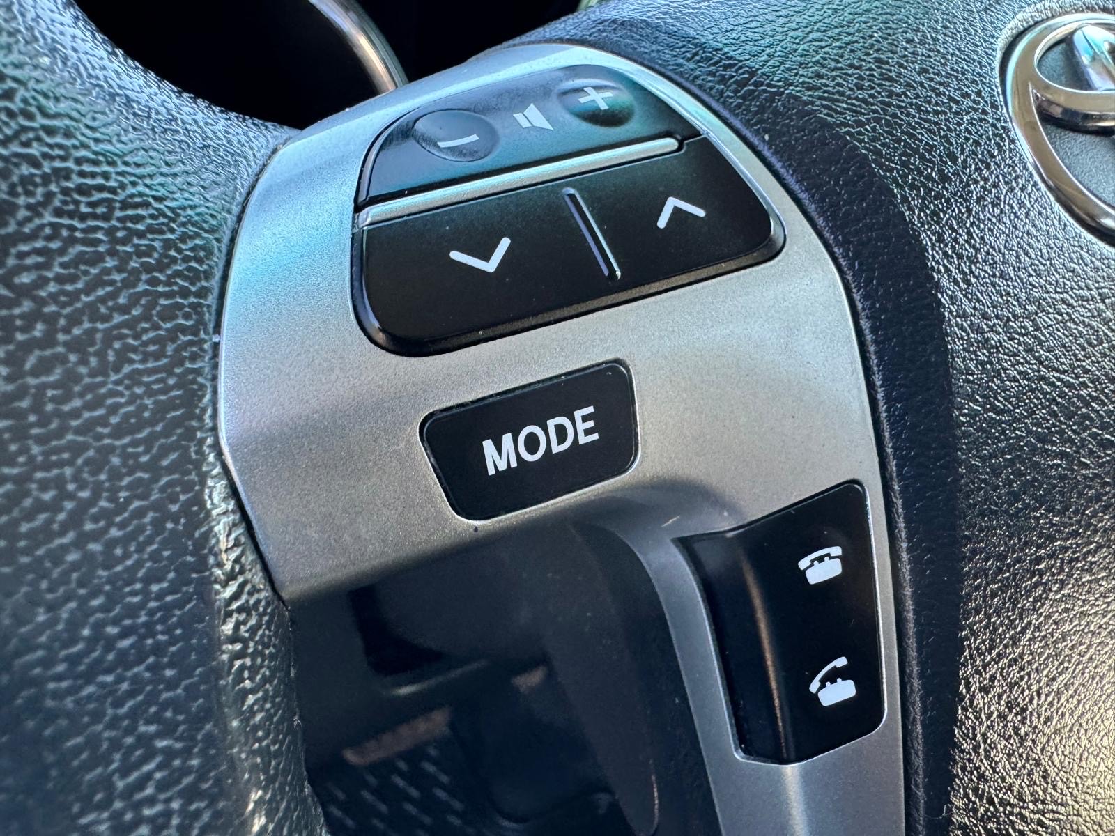 /canadacars/2012-Toyota-Highlander-1891724316256178.jpg