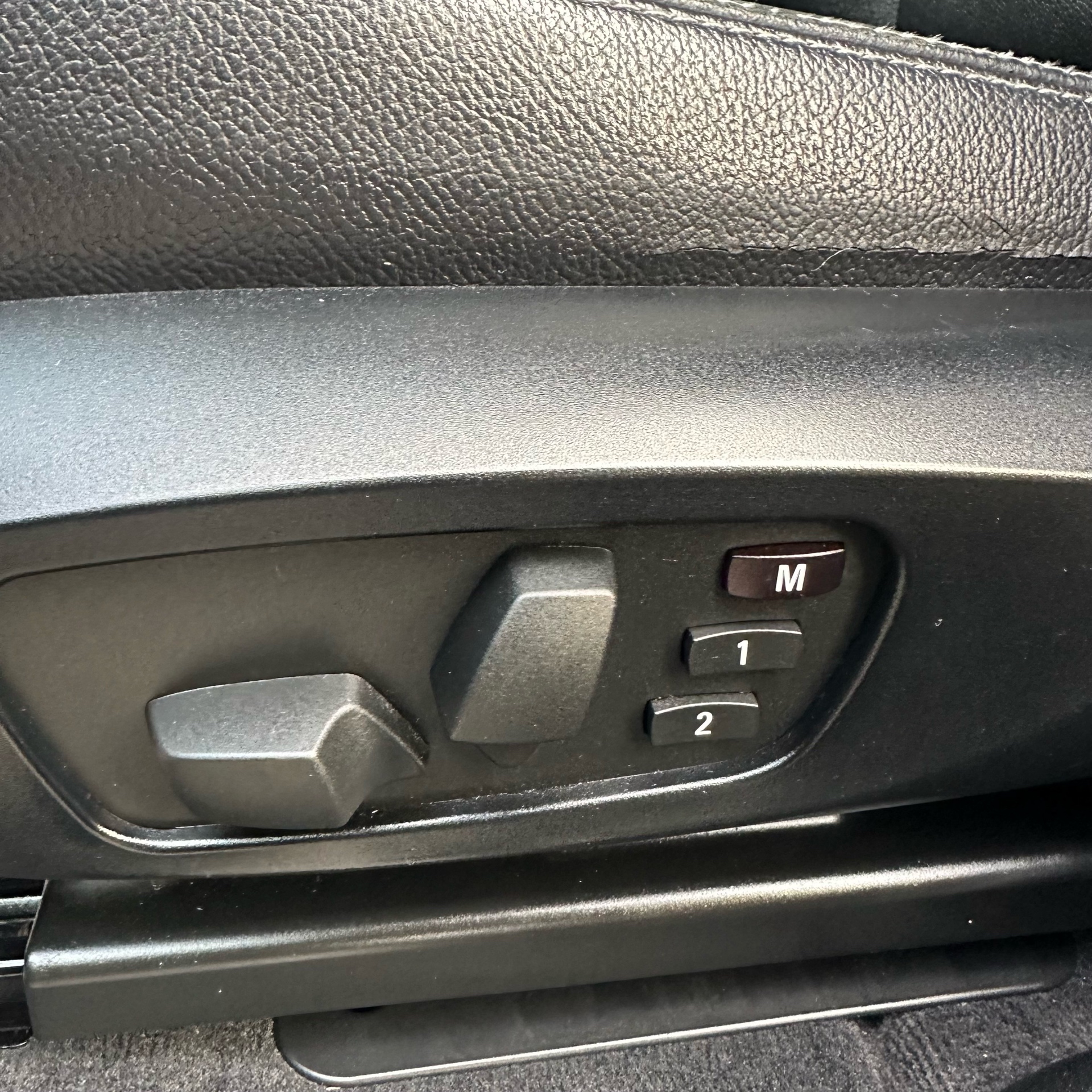 /canadacars/2013-BMW-X3-052305178548169406.jpg