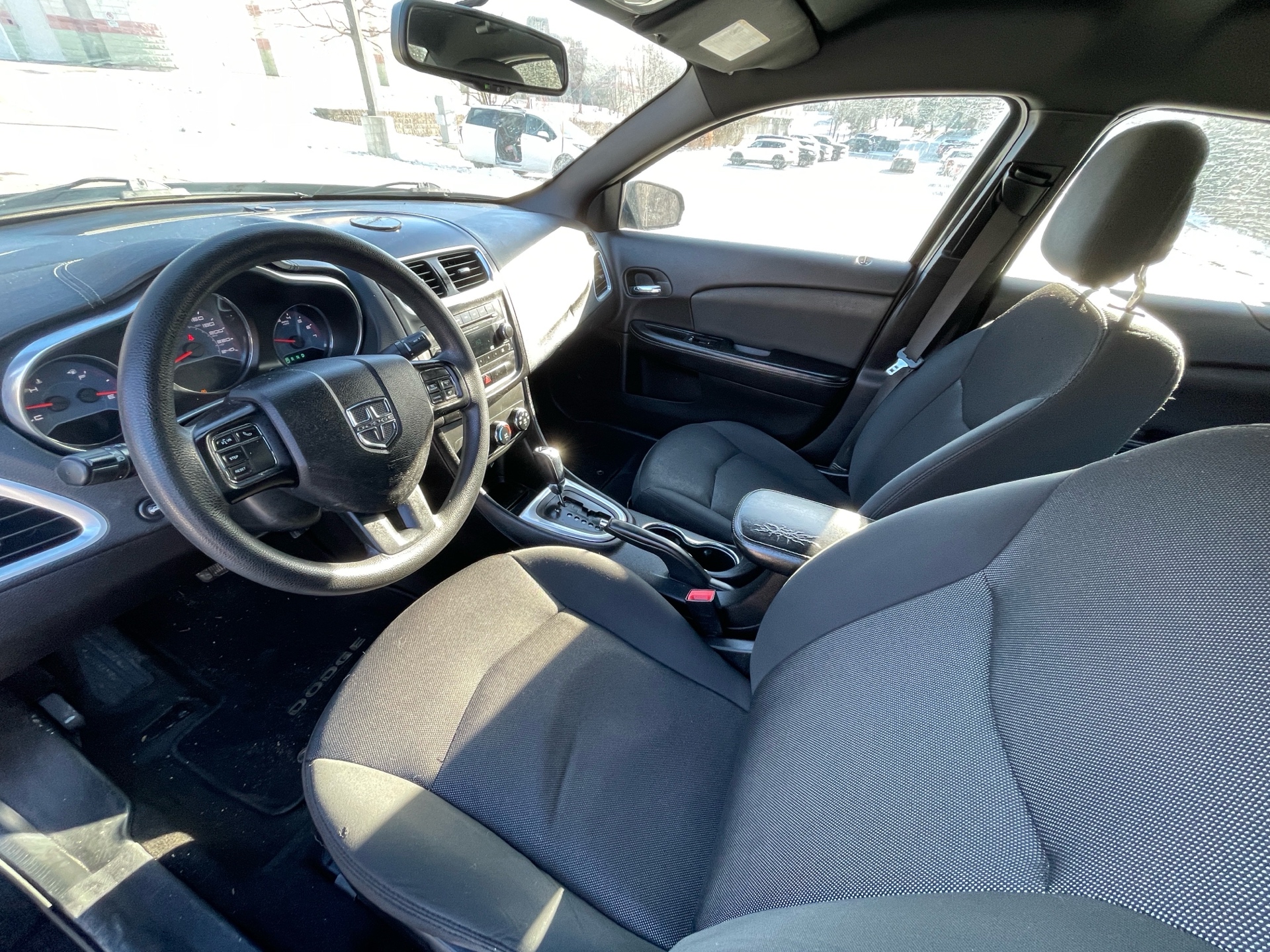 /canadacars/2013-Dodge-Avenger-22247523802536917.jpg