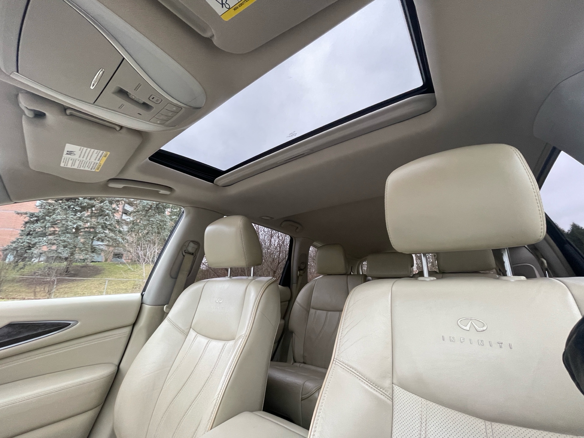 /canadacars/2013-INFINITI-JX35-12693056655698864.jpg