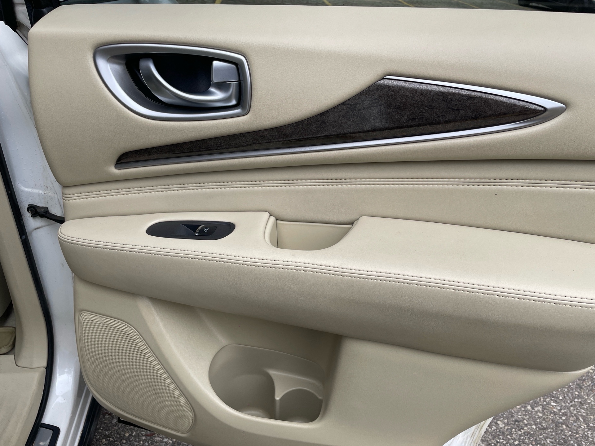 /canadacars/2013-INFINITI-JX35-8436581063741362.jpg