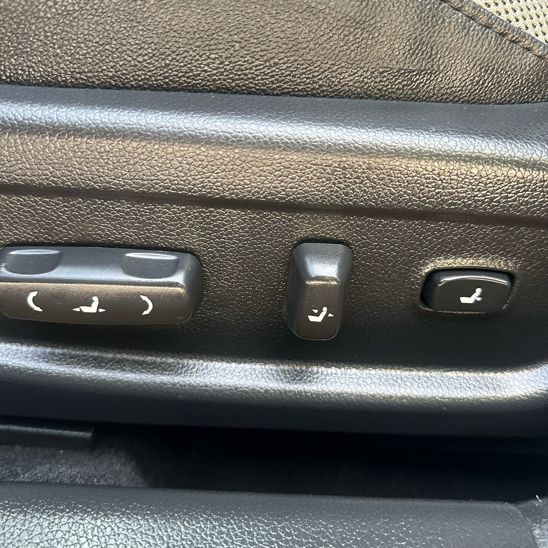/canadacars/2013-Kia-Optima-8329853297645498.jpg