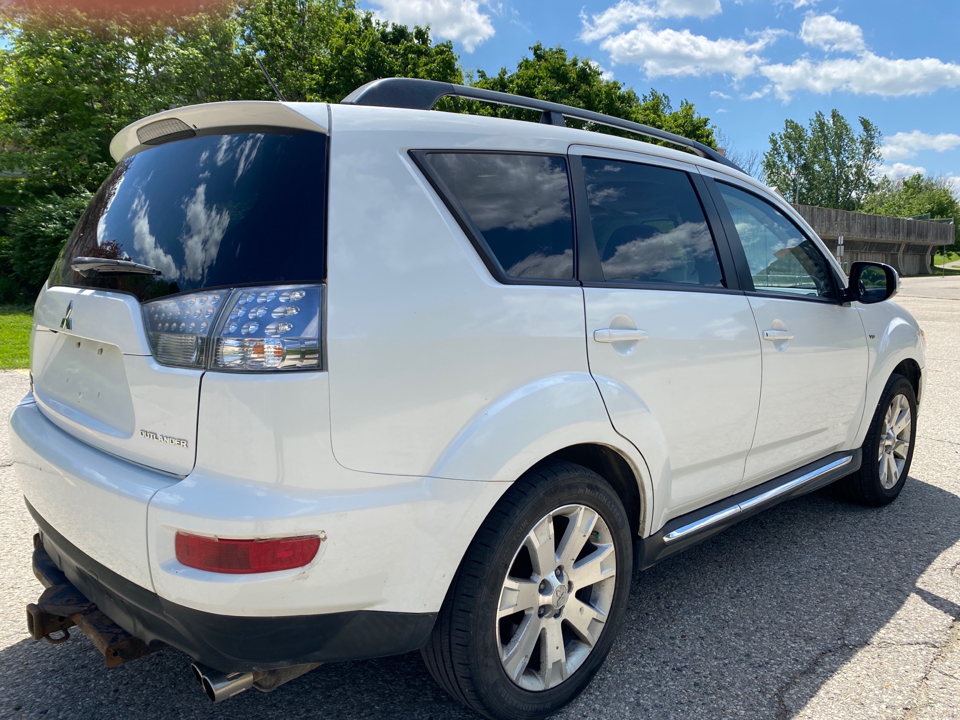 /canadacars/2013-Mitsubishi-Outlander-3730261315819283.jpg