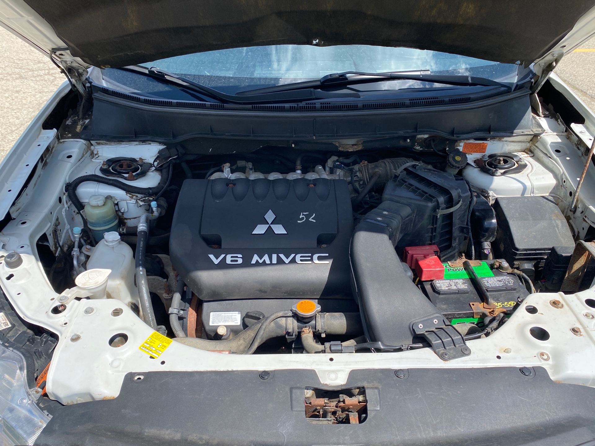 /canadacars/2013-Mitsubishi-Outlander-7971569903504923.jpg
