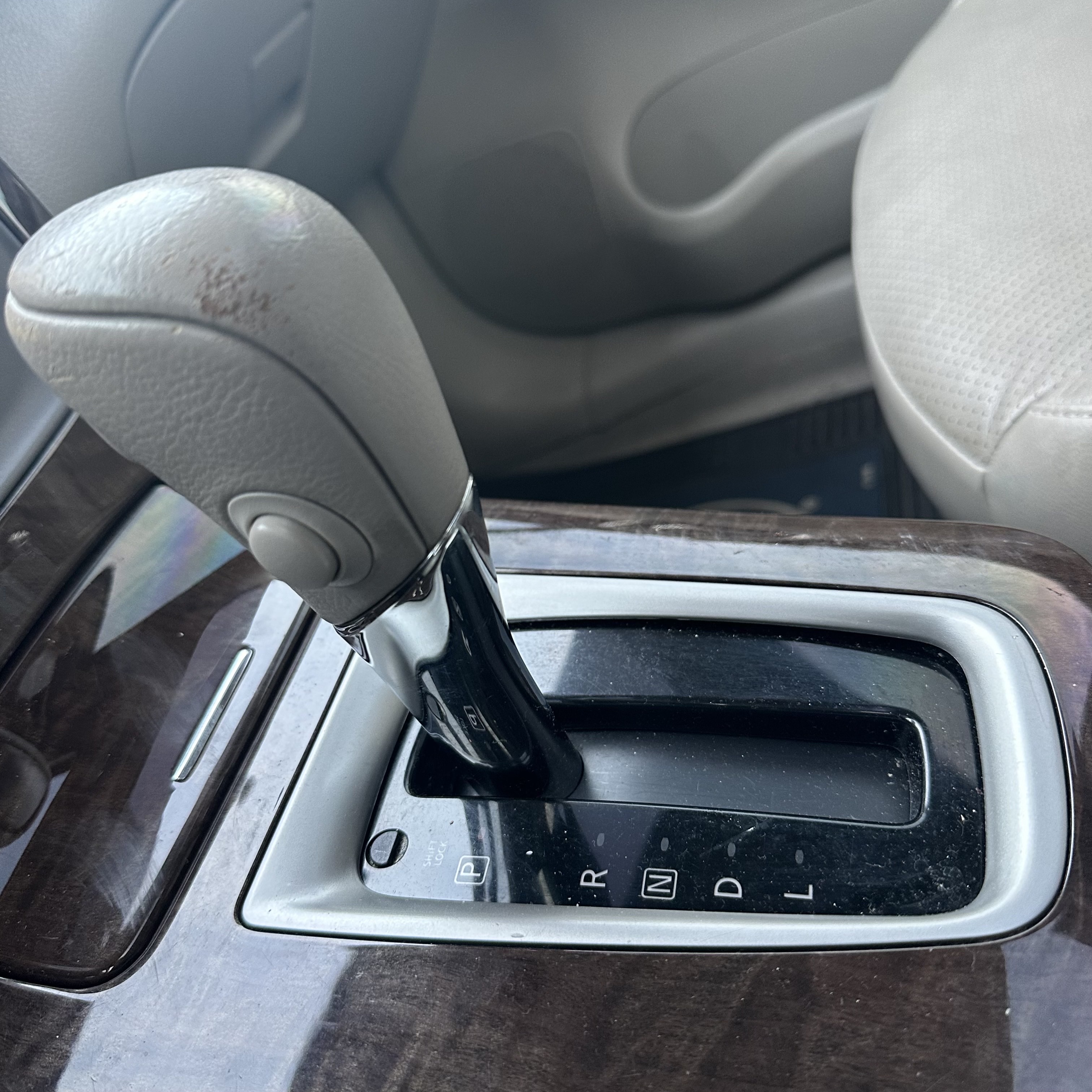 /canadacars/2013-Nissan-Sentra-691159697727006.jpg