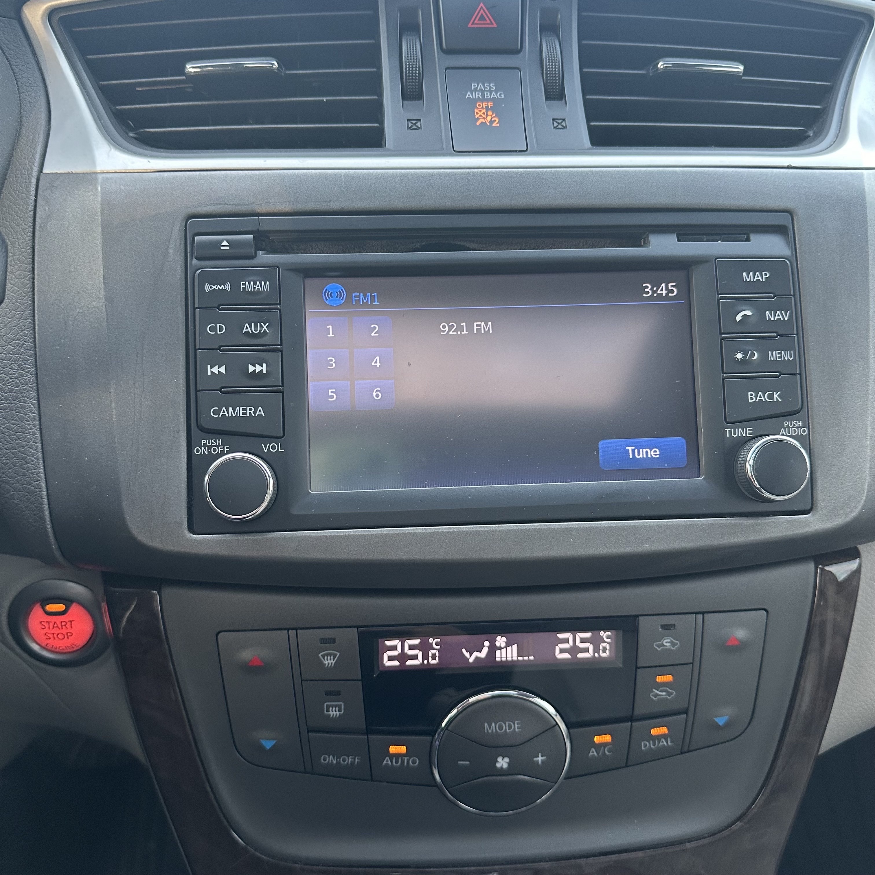 /canadacars/2013-Nissan-Sentra-7524579362091688.jpg