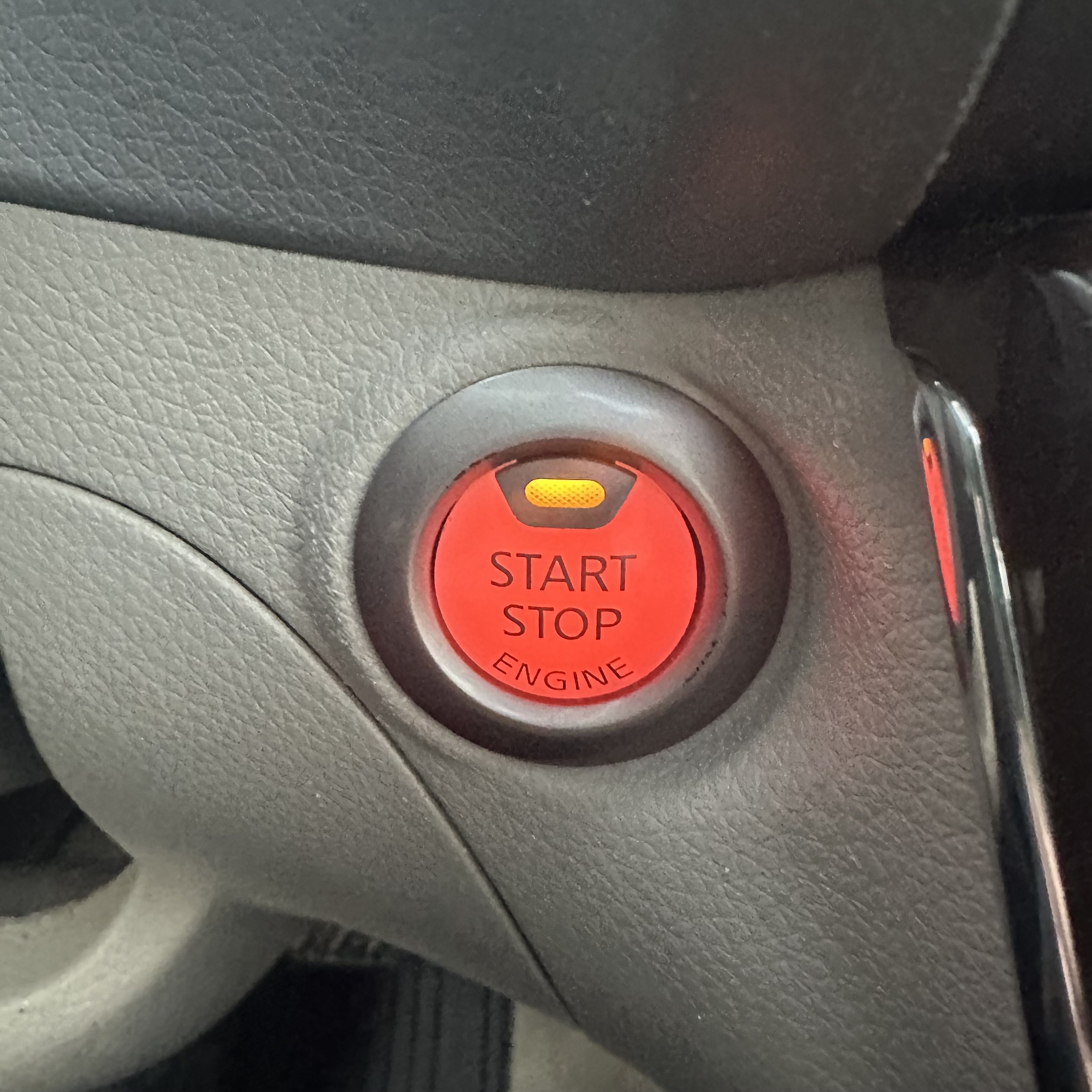 /canadacars/2013-Nissan-Sentra-9861024865441004.jpg
