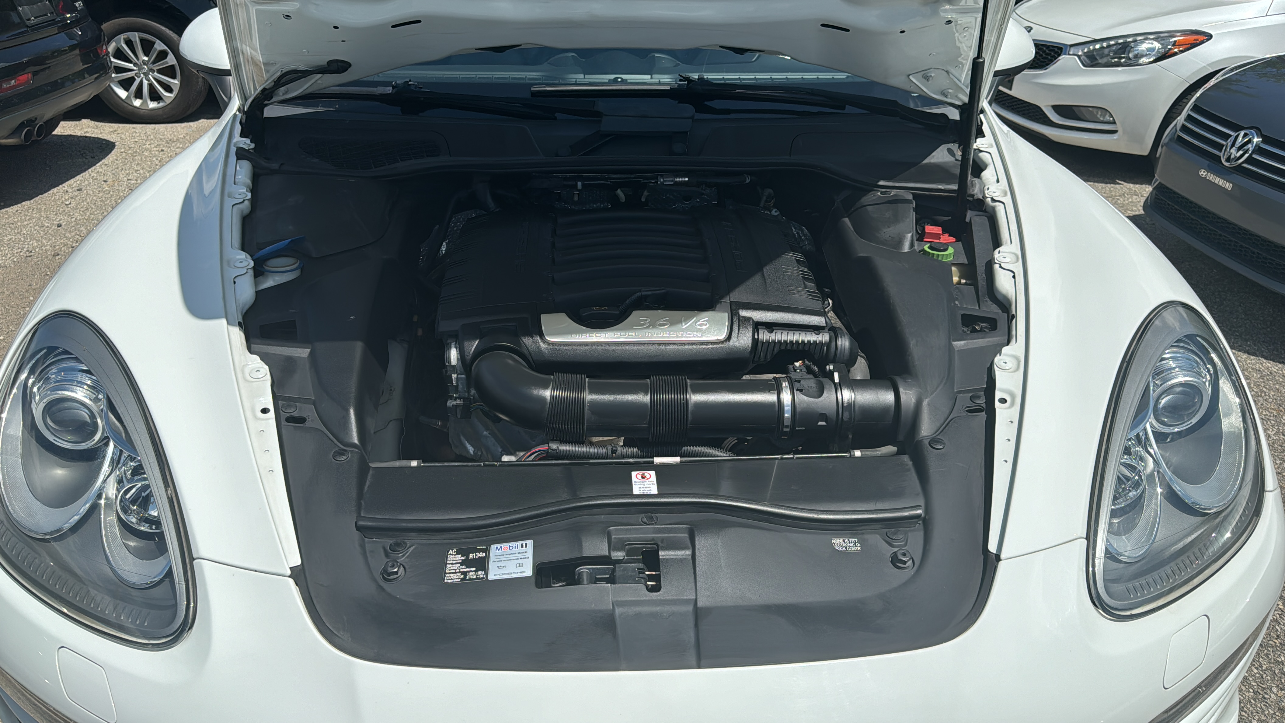 /canadacars/2013-Porsche-Cayenne-9312770533910946.jpg