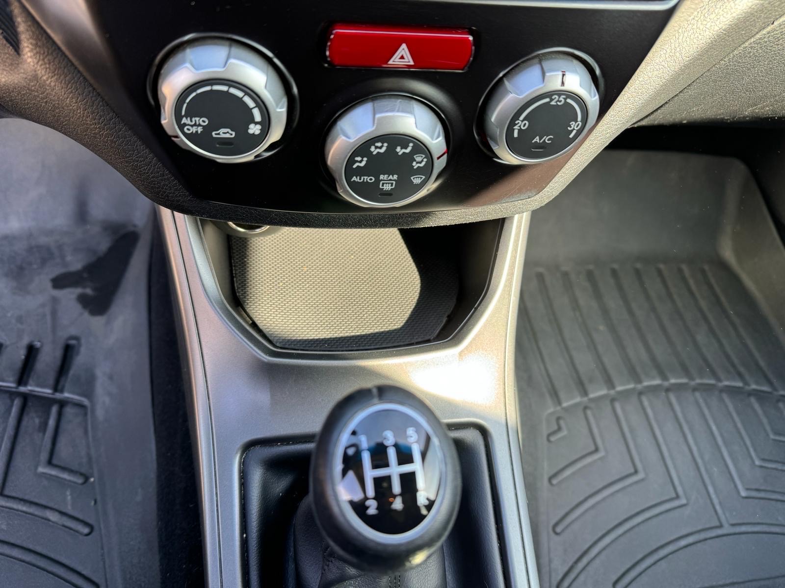 /canadacars/2013-Subaru-WRX-7961102080574376.jpg