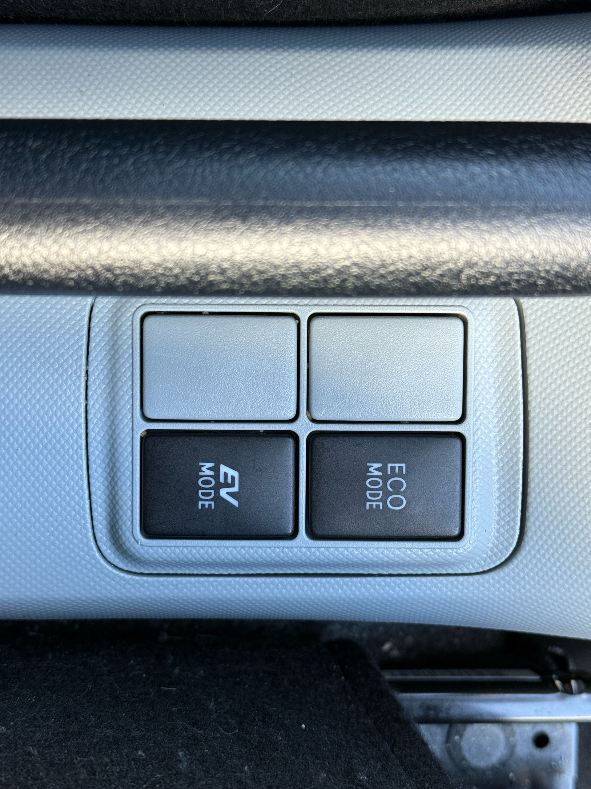 /canadacars/2013-Toyota-Priusc-8017186007486756.jpg