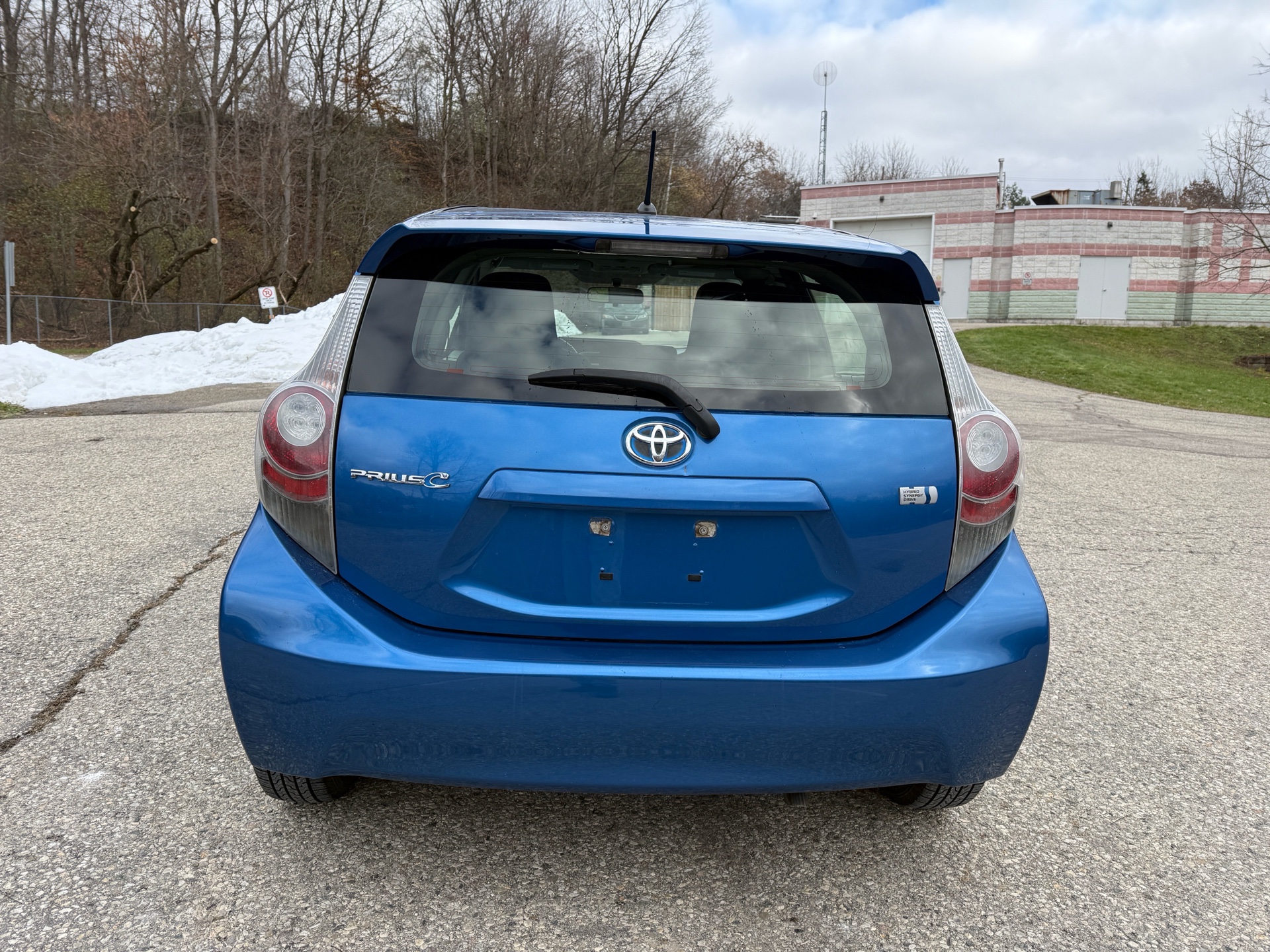/canadacars/2013-Toyota-Priusc-8720261123632778.jpg