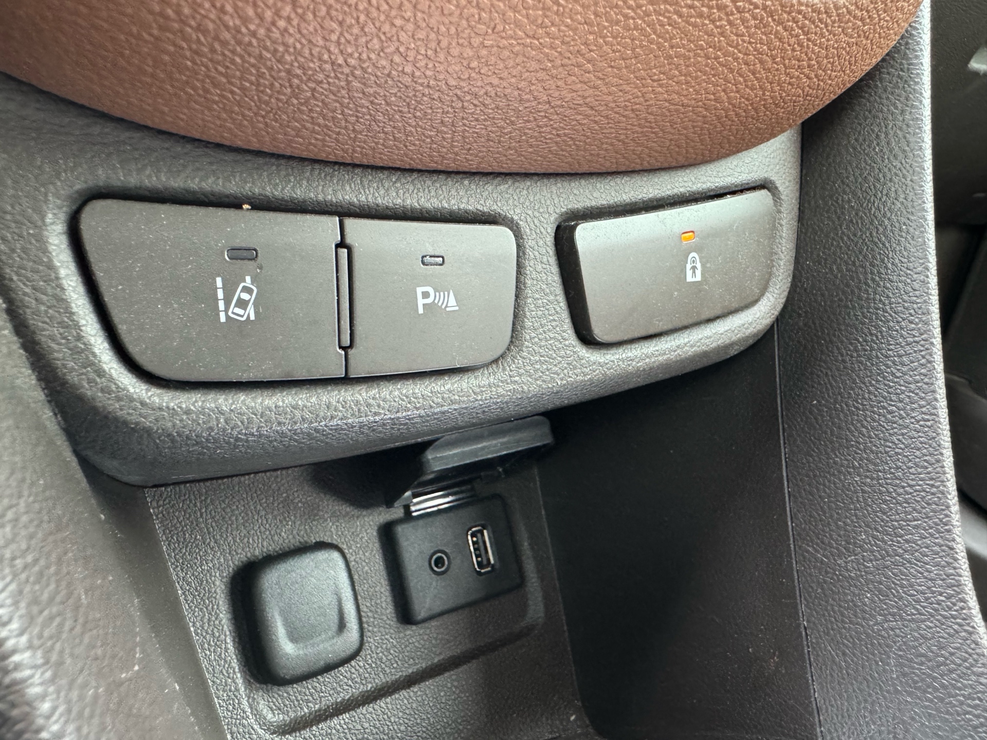 /canadacars/2014-Buick-Encore-5409191881468545.jpg