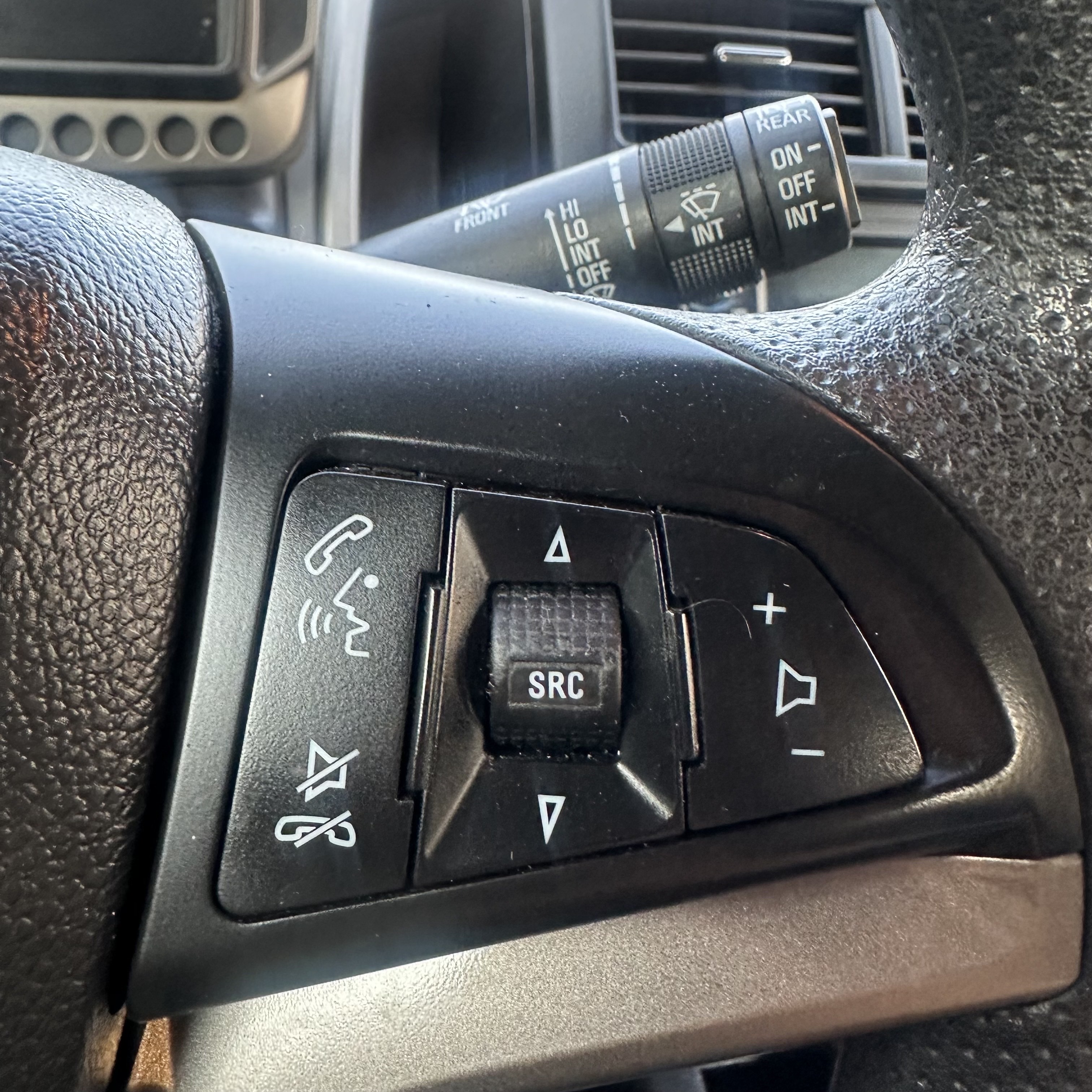 /canadacars/2014-Chevrolet-Sonic-34235778978375664.jpg