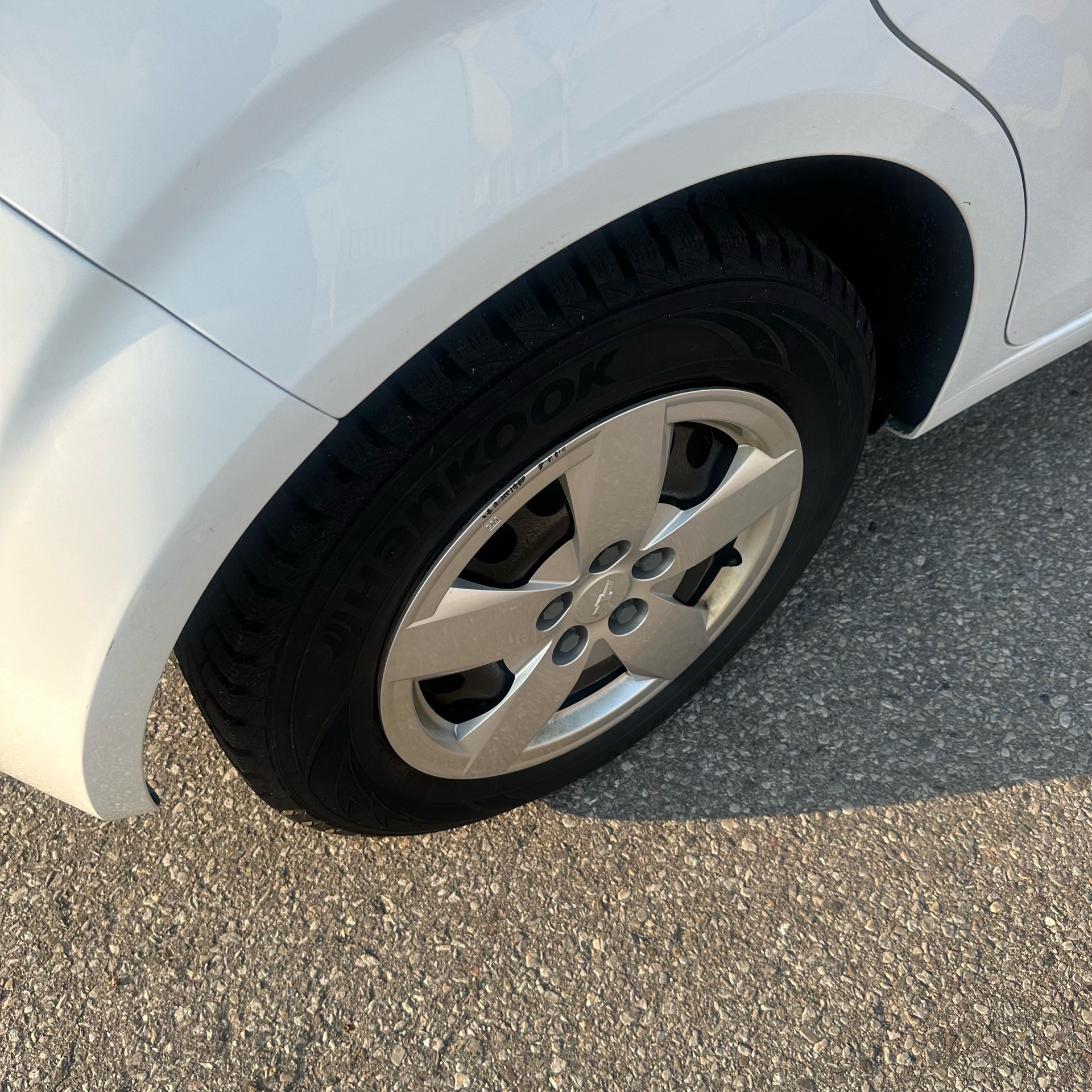 /canadacars/2014-Chevrolet-Sonic-38418510978289033.jpg