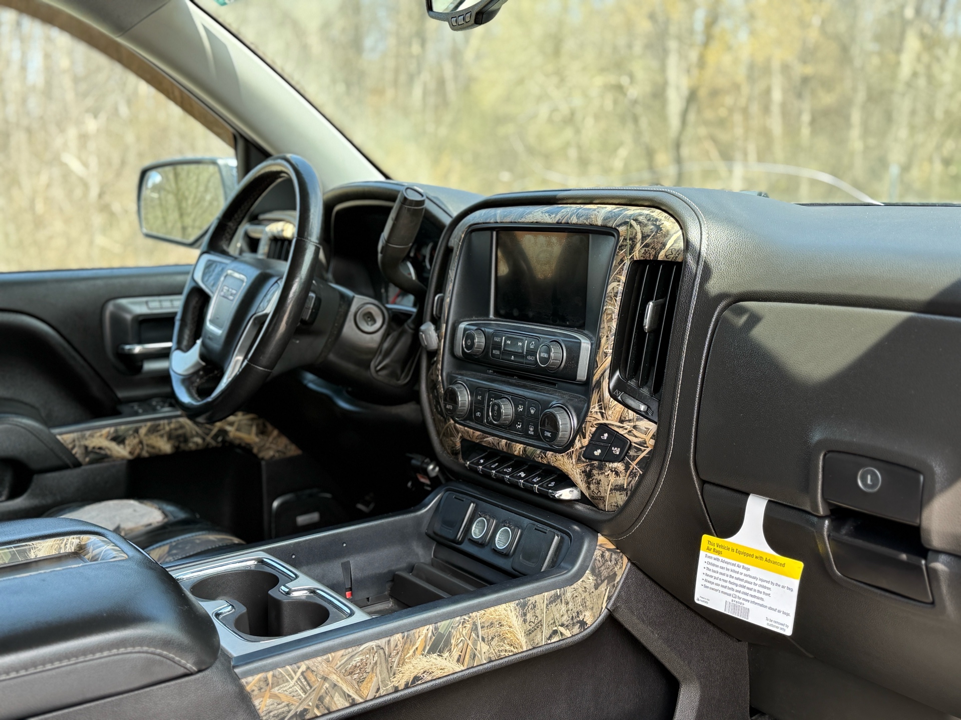 /canadacars/2014-GMC-Sierra1500-0816041709924249.jpg