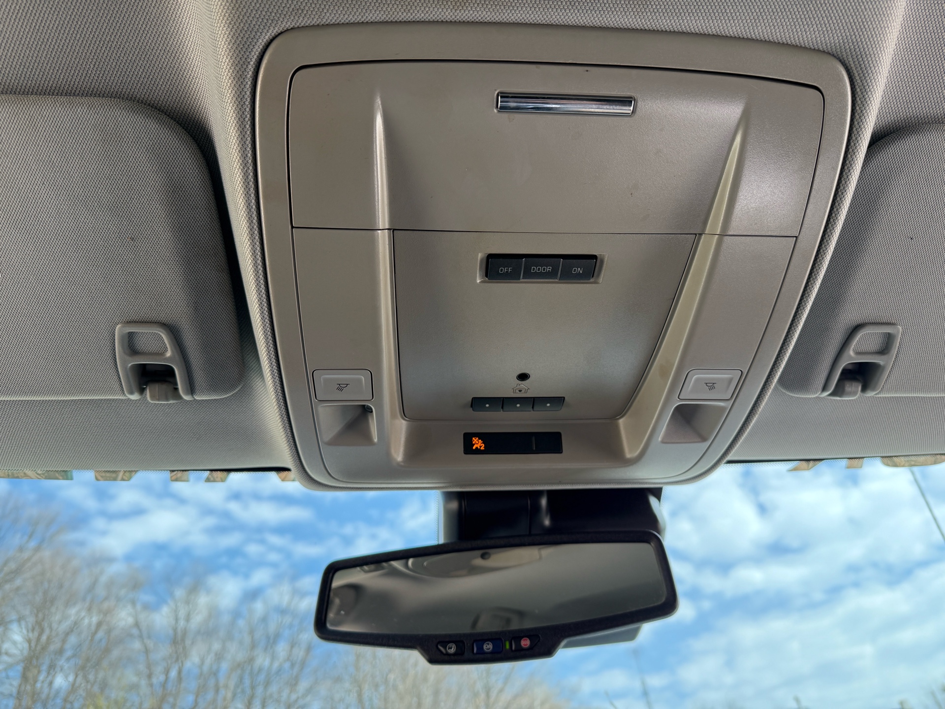 /canadacars/2014-GMC-Sierra1500-375740929175737.jpg