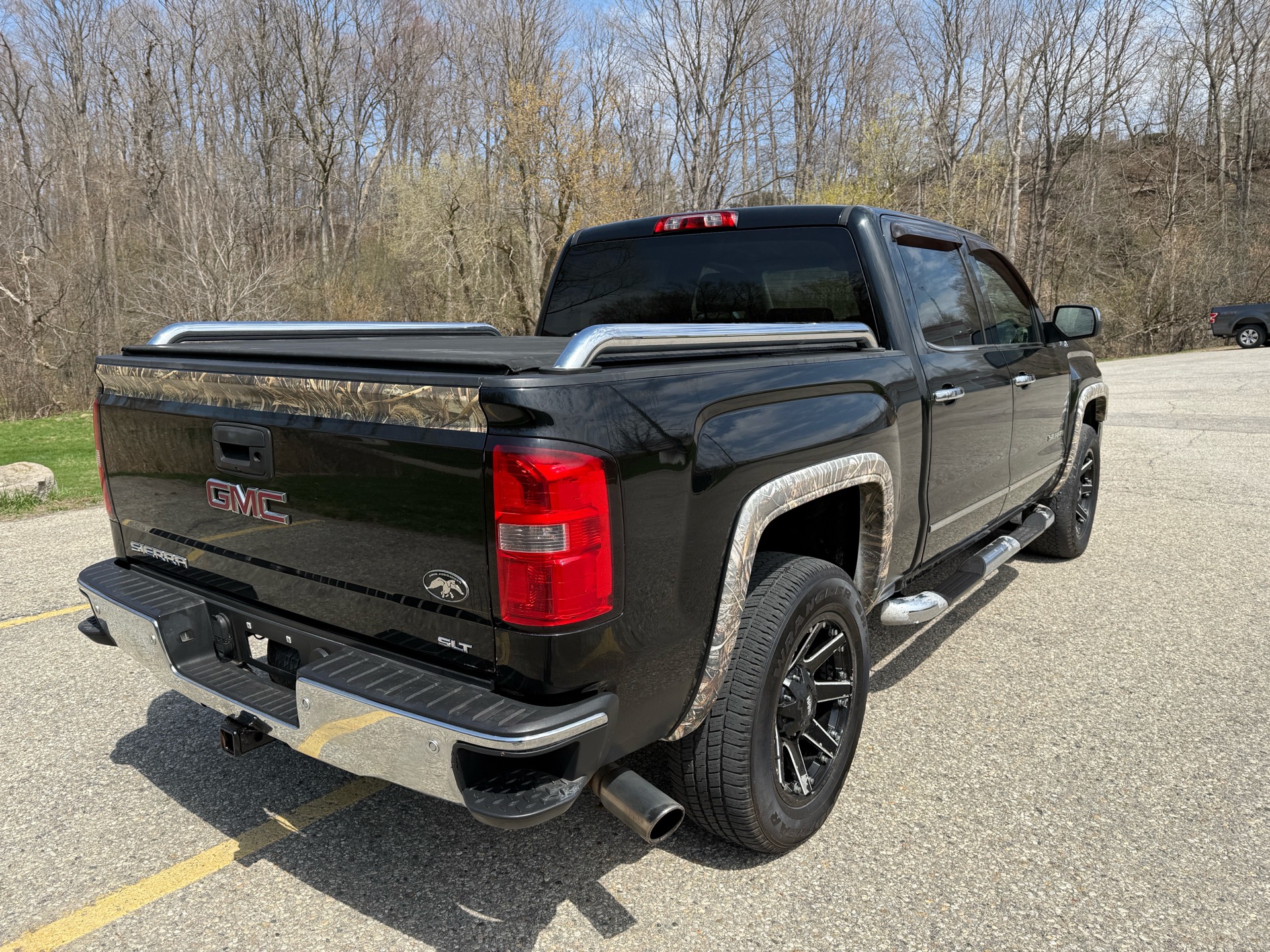 /canadacars/2014-GMC-Sierra1500-45199042660190214.jpg