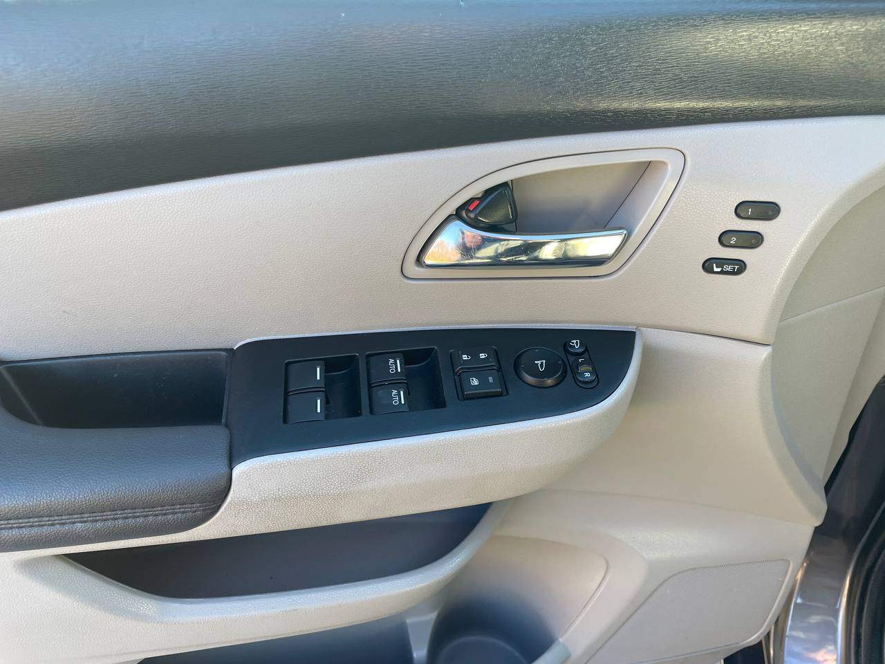 /canadacars/2014-Honda-Odyssey-4542598733513121.jpg
