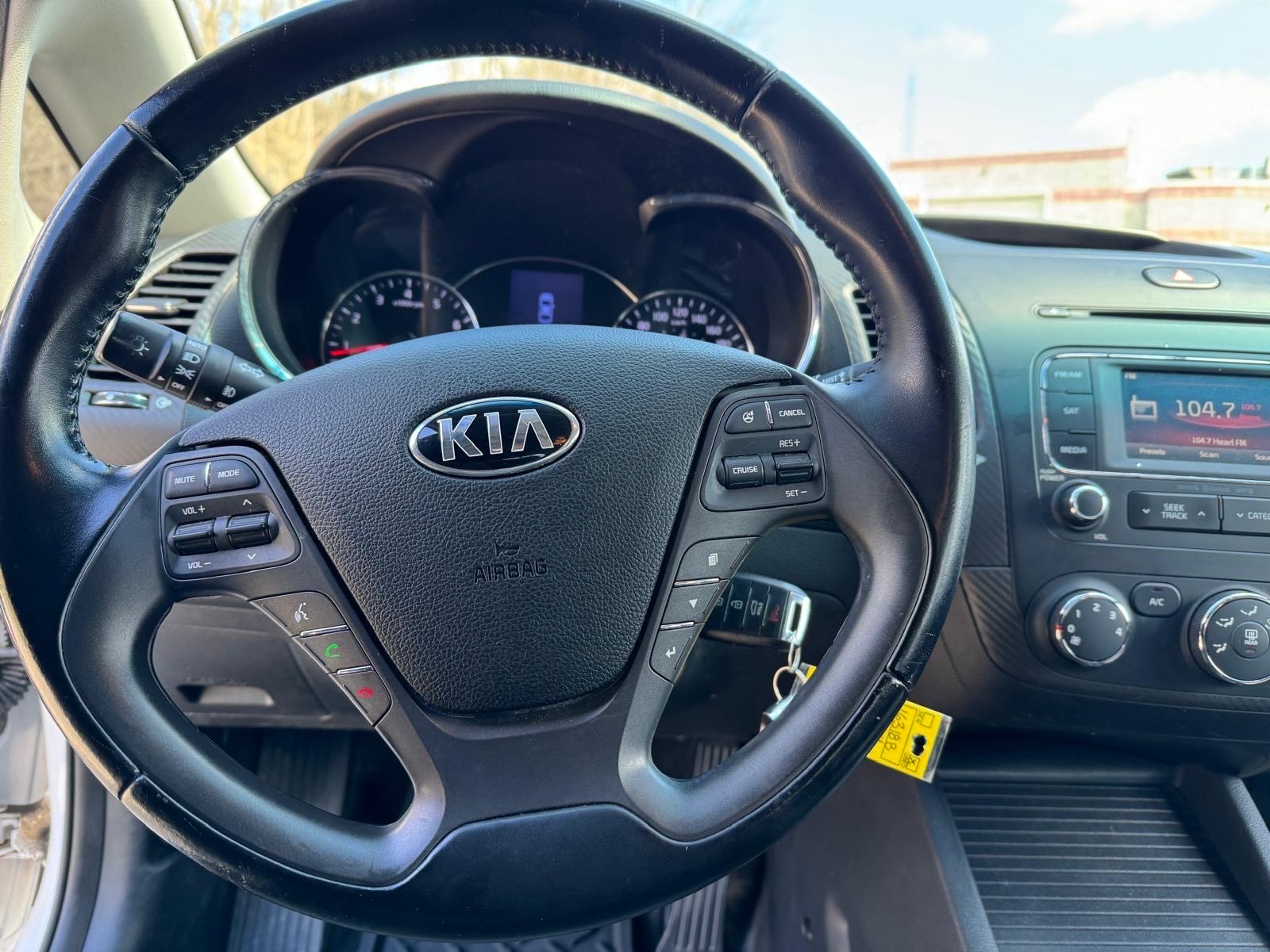 /canadacars/2014-Kia-Forte-4012453776472553.jpg