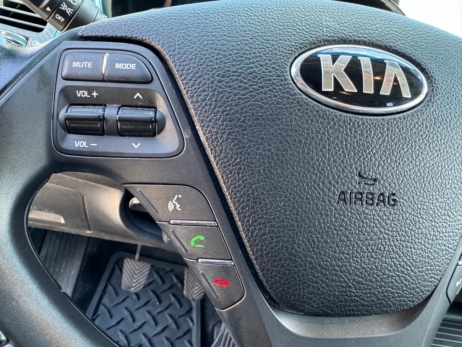 /canadacars/2014-Kia-Forte-957632936341158.jpg