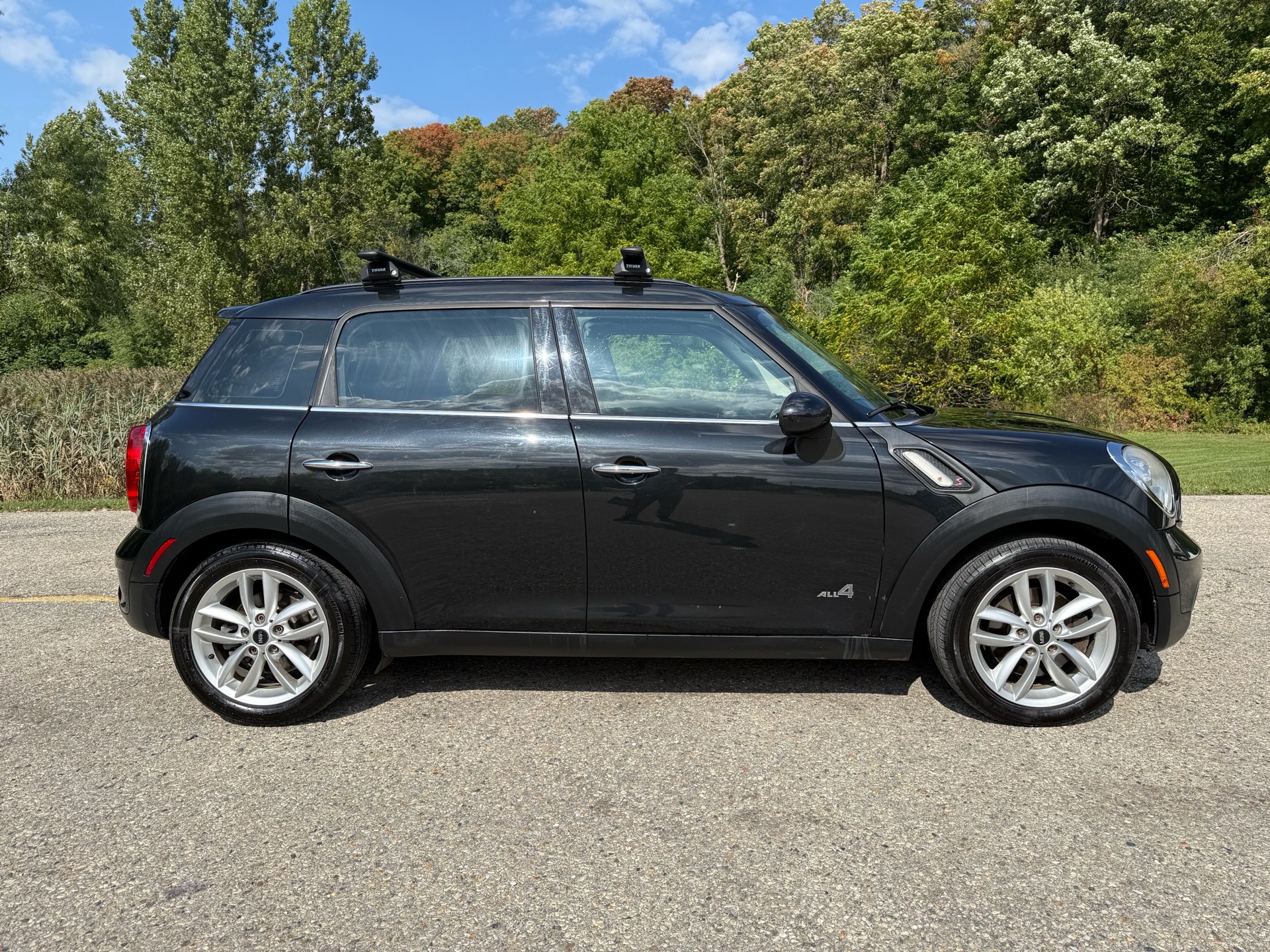 /canadacars/2014-MINI-CooperCountryman-5633812501324014.jpg
