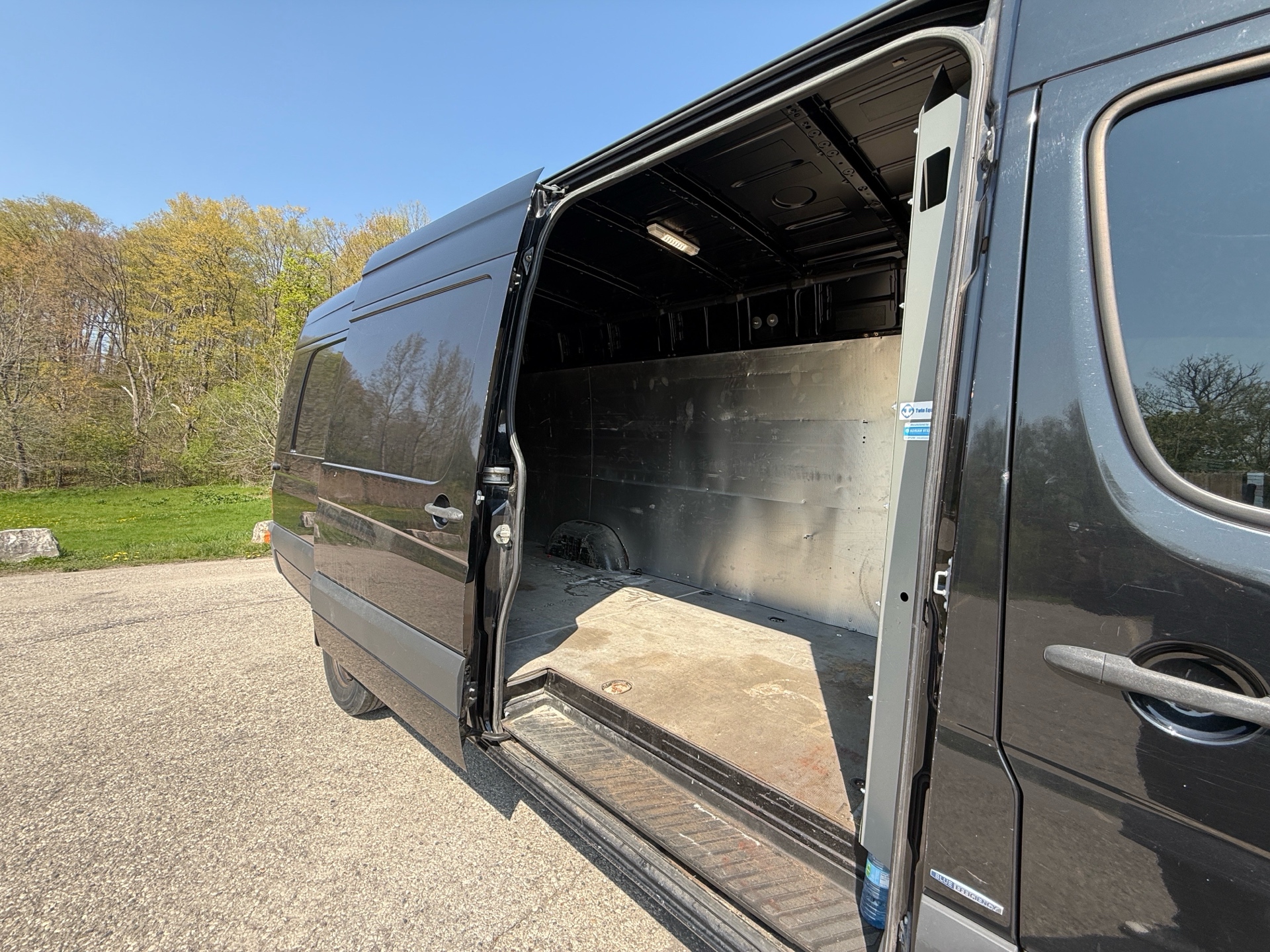/canadacars/2014-Mercedes-Benz-SprinterCargo-8715553026106648.jpg