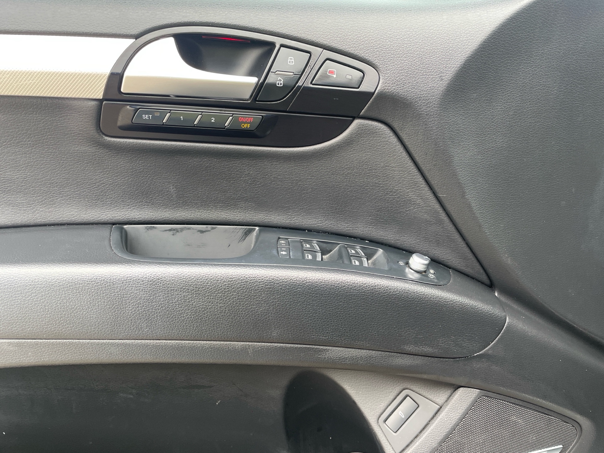 /canadacars/2015-Audi-Q7-09086363291383481.jpg