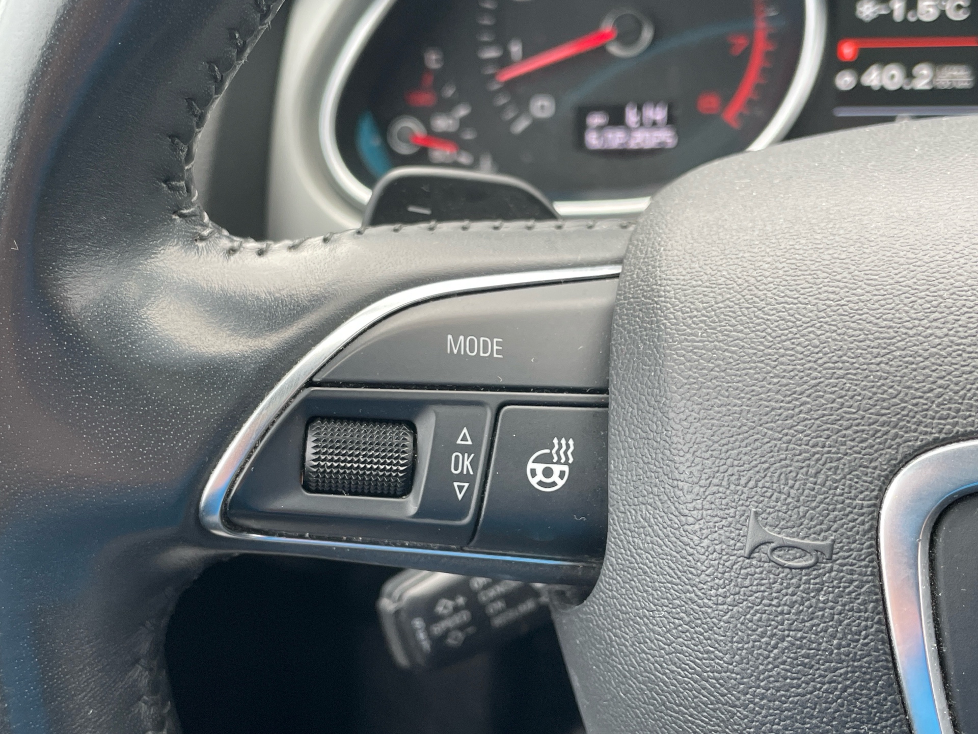 /canadacars/2015-Audi-Q7-30019714494363714.jpg