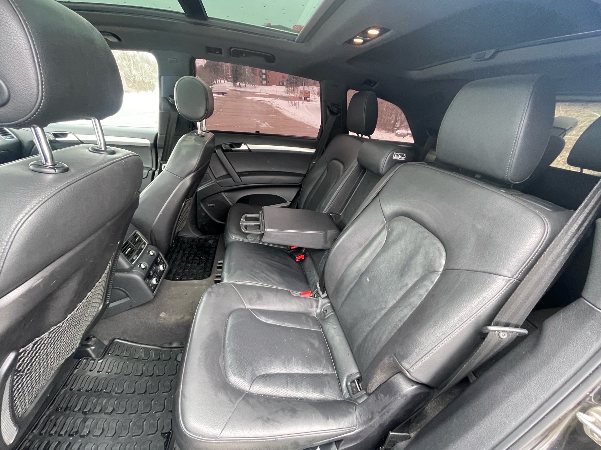 /canadacars/2015-Audi-Q7-9252160963081835.jpg