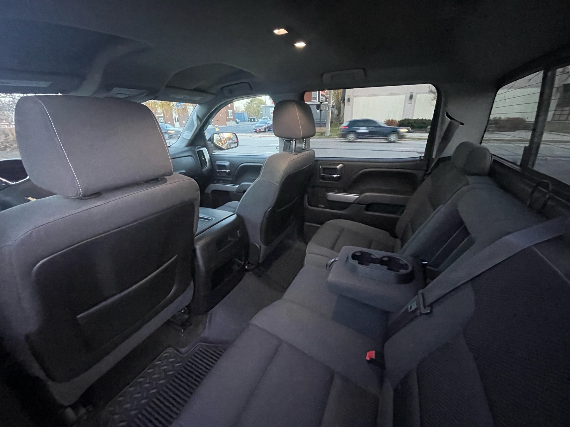 /canadacars/2015-Chevrolet-Silverado1500-8019291698095341.jpg