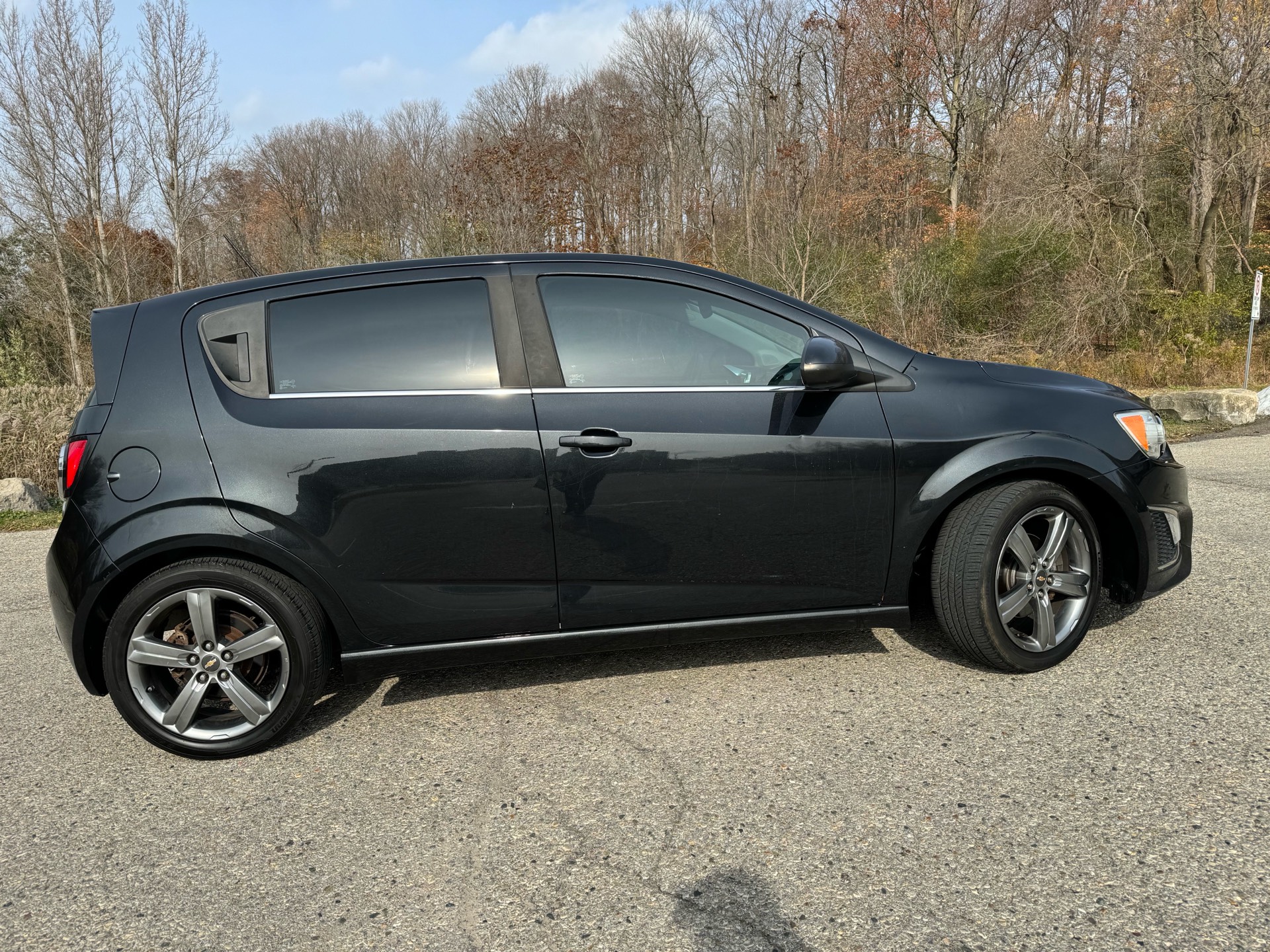 /canadacars/2015-Chevrolet-Sonic-7391859355062937.jpg