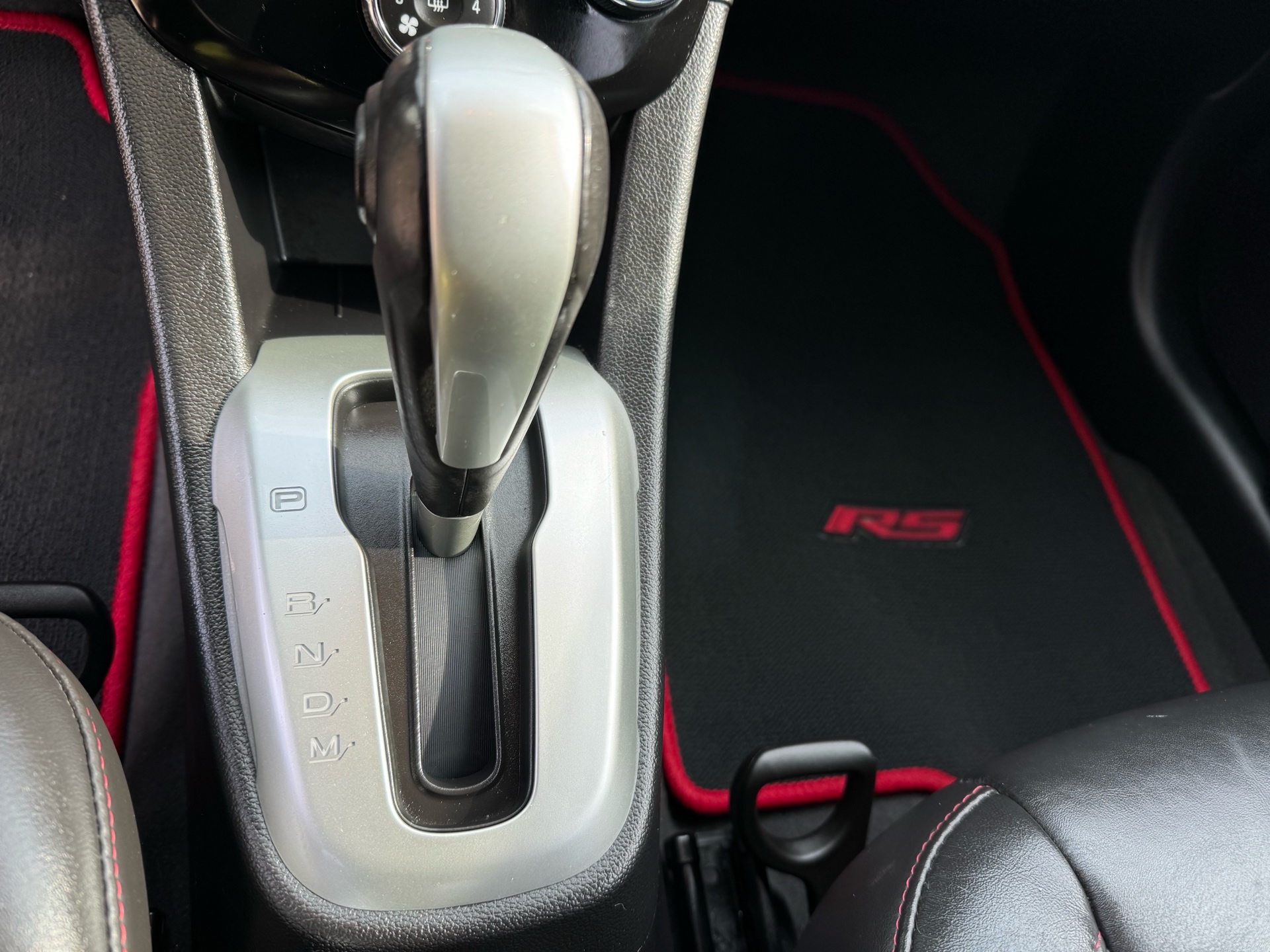 /canadacars/2015-Chevrolet-Sonic-9246044069685246.jpg