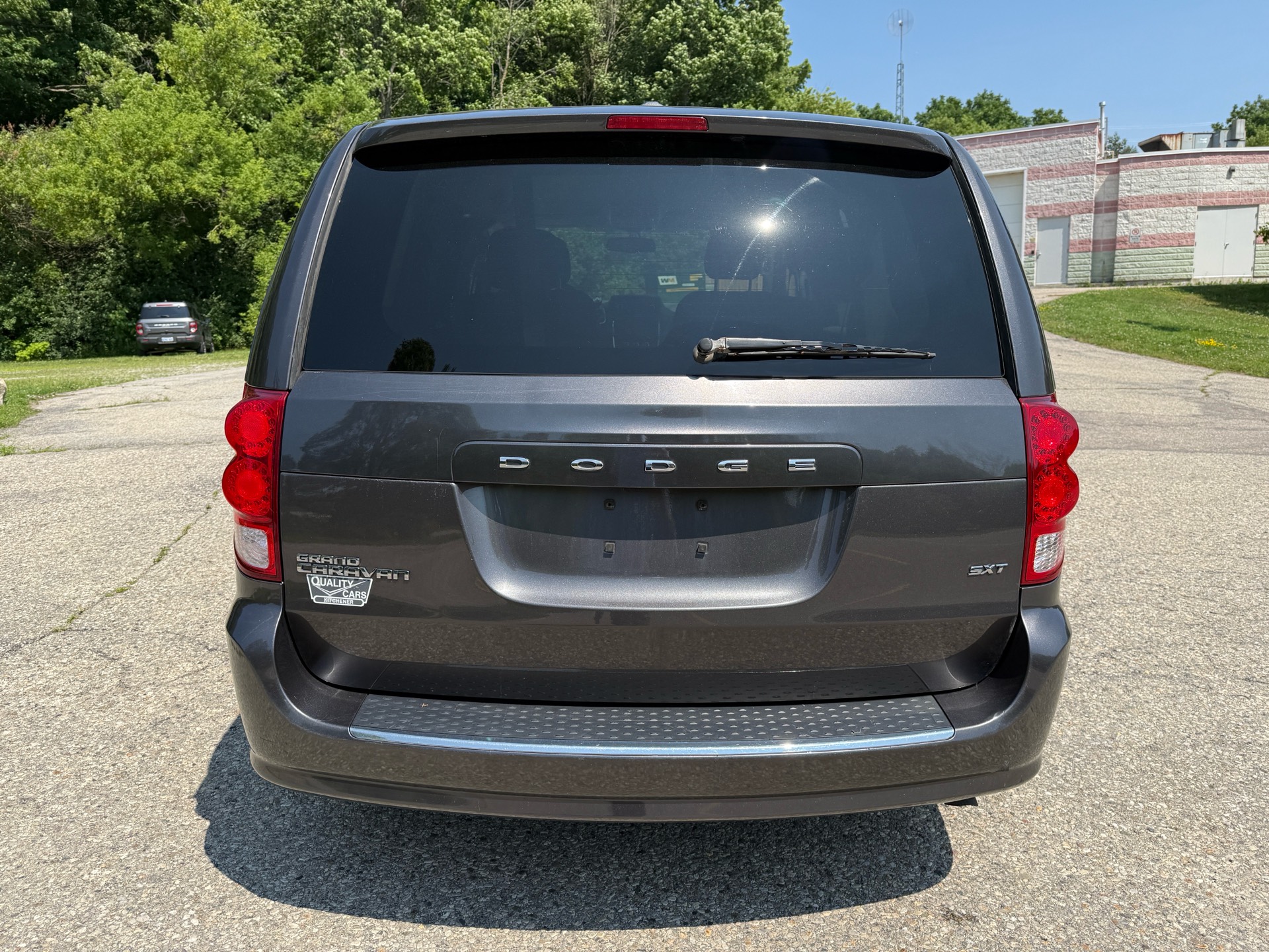 /canadacars/2015-Dodge-GrandCaravan-2494947896247639.jpg