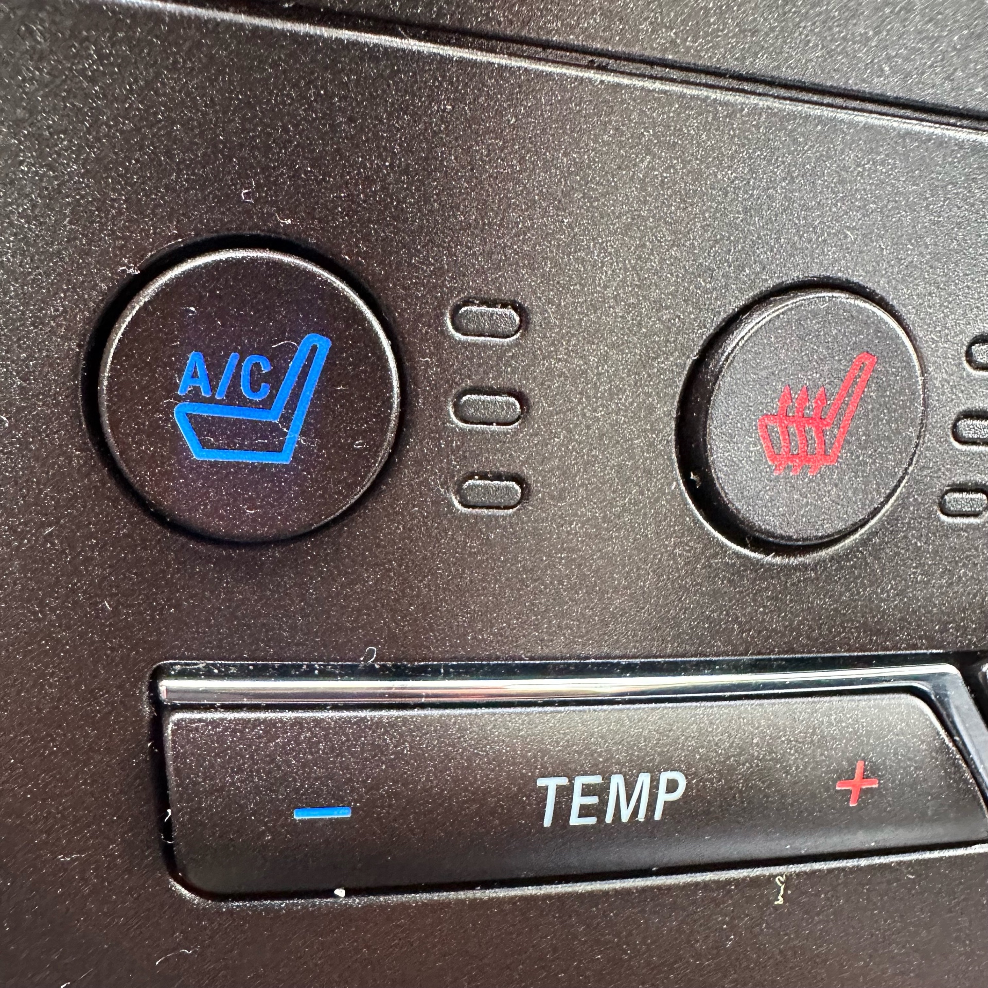 /canadacars/2015-Ford-Edge-39027383642651836.jpg