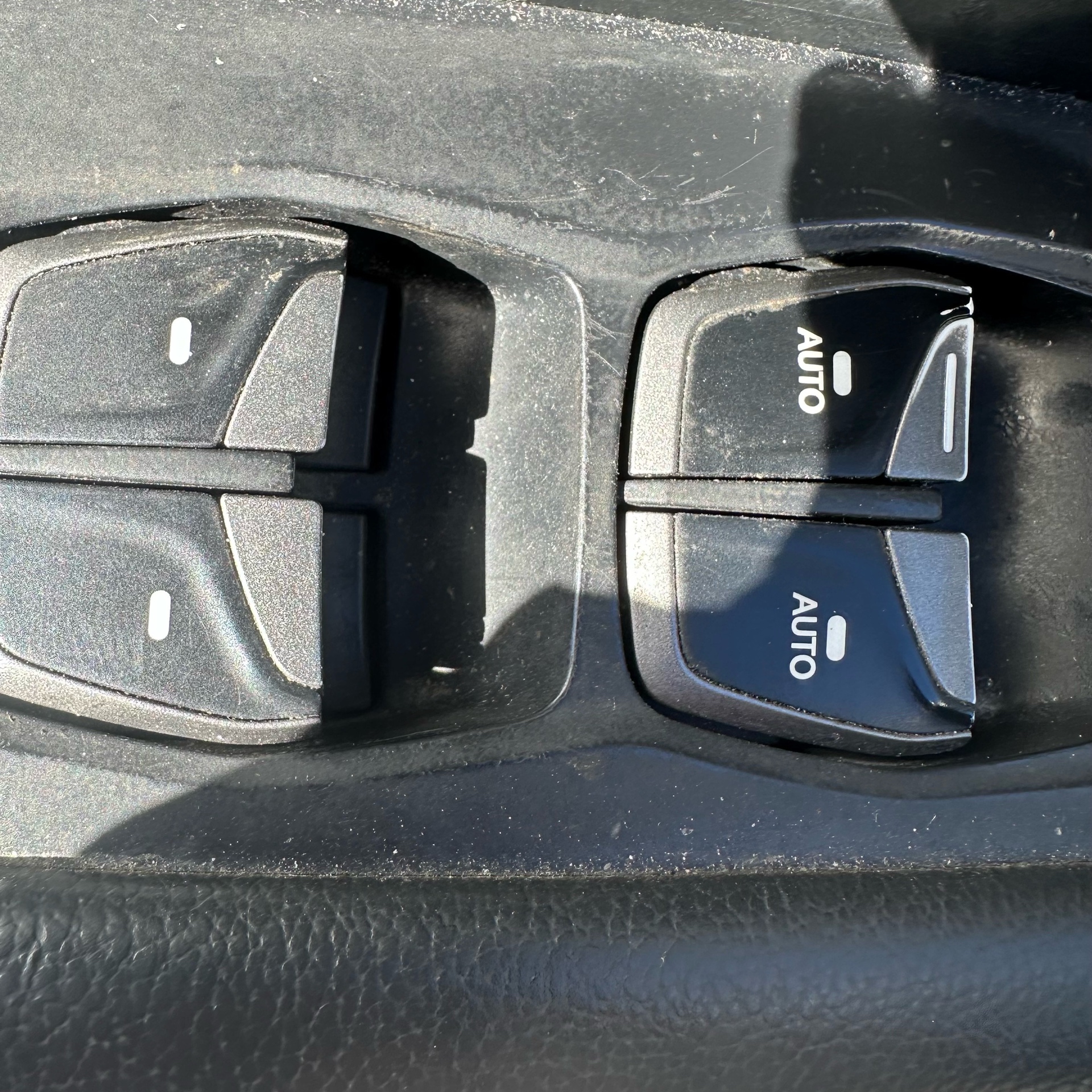 /canadacars/2015-Hyundai-SantaFe-3751678683880122.jpg