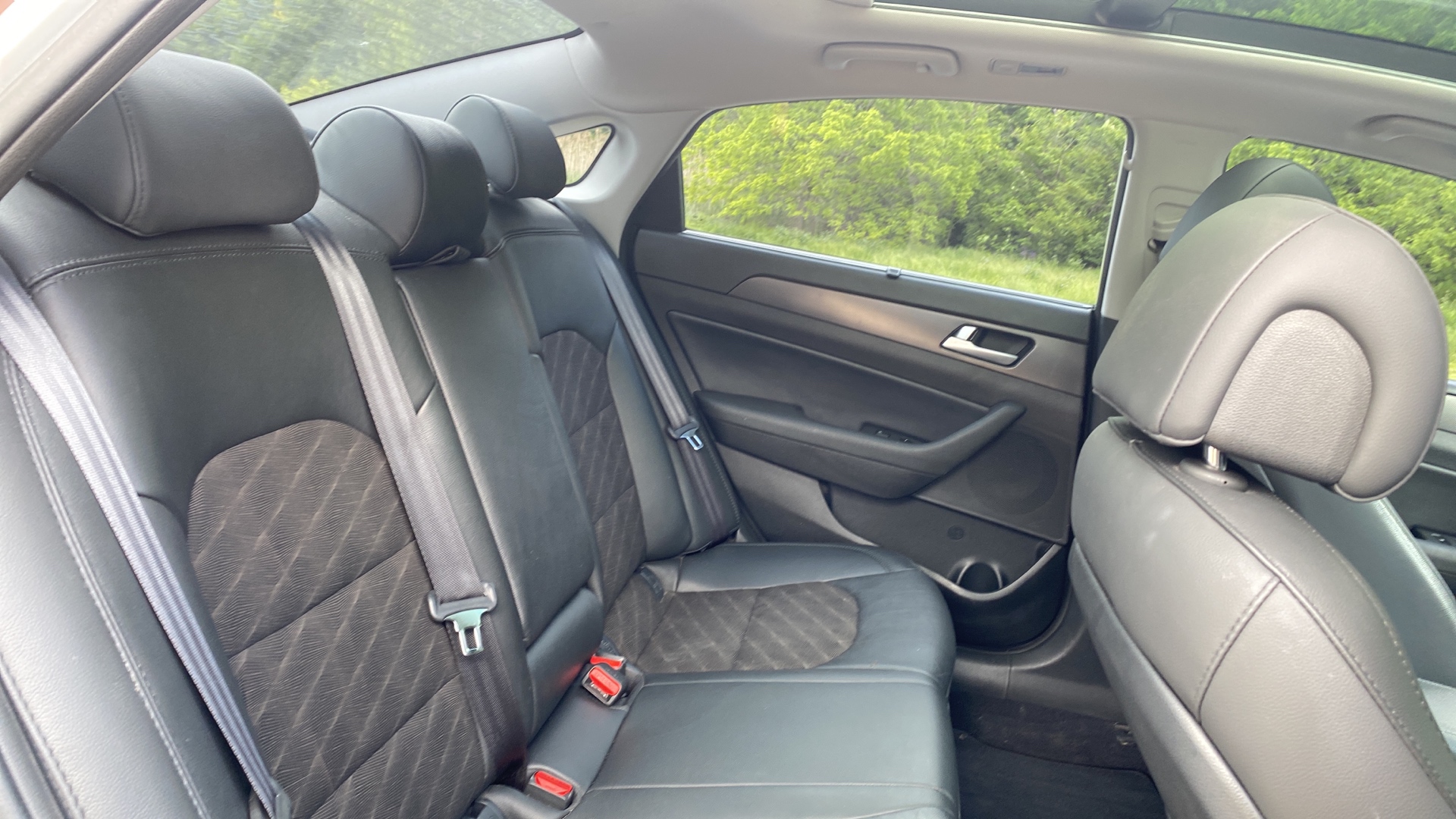 /canadacars/2015-Hyundai-Sonata-05705307746764654.jpg