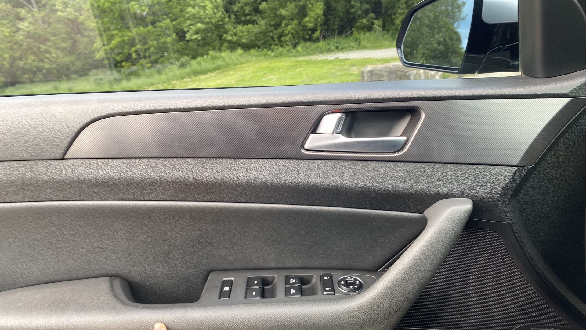 /canadacars/2015-Hyundai-Sonata-24728495422294294.jpg
