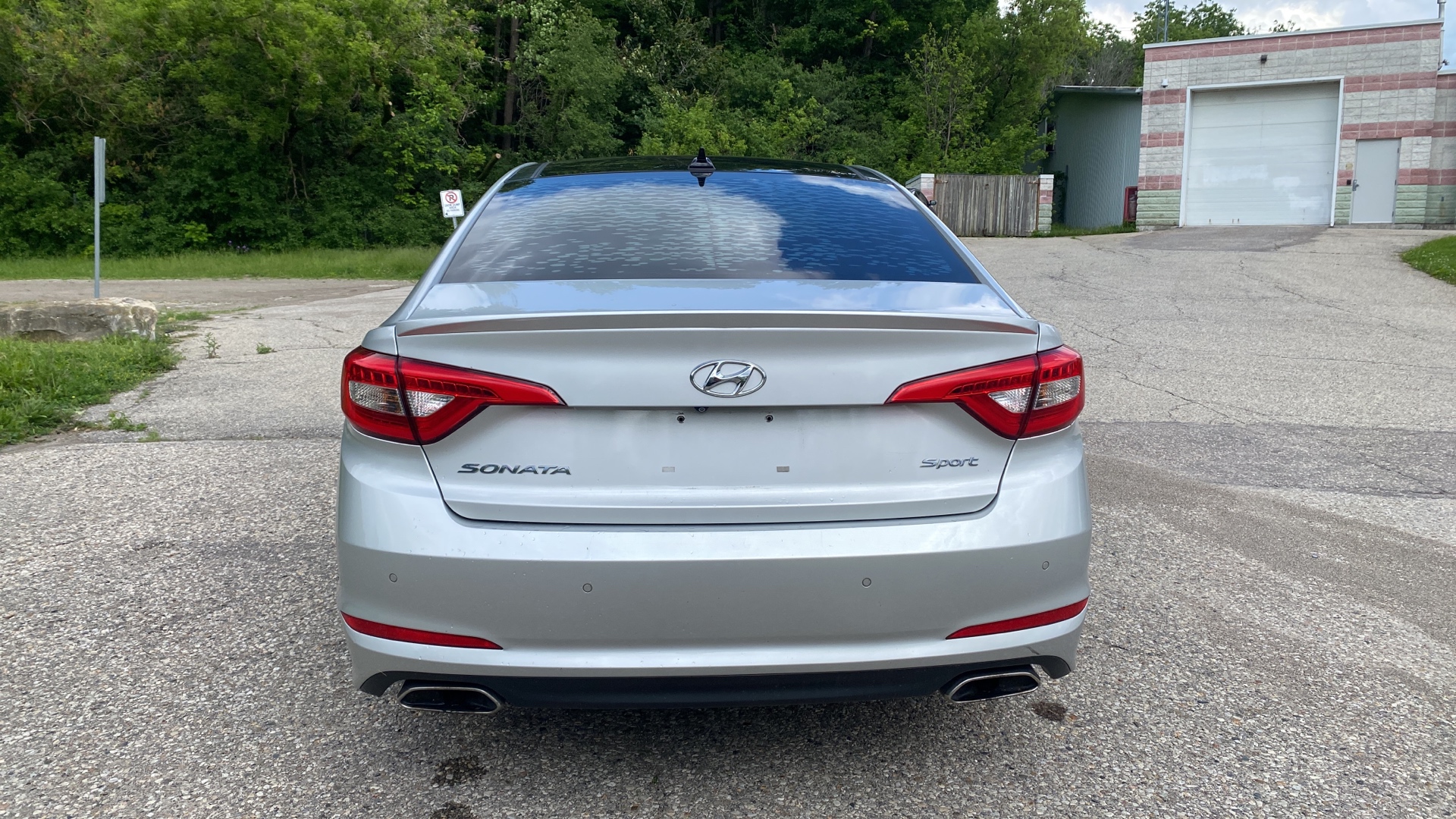 /canadacars/2015-Hyundai-Sonata-31740673806836117.jpg