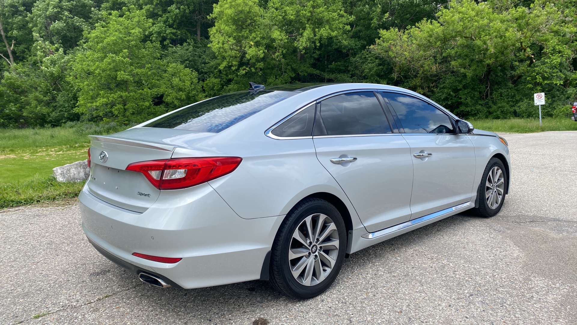/canadacars/2015-Hyundai-Sonata-44034564532384013.jpg