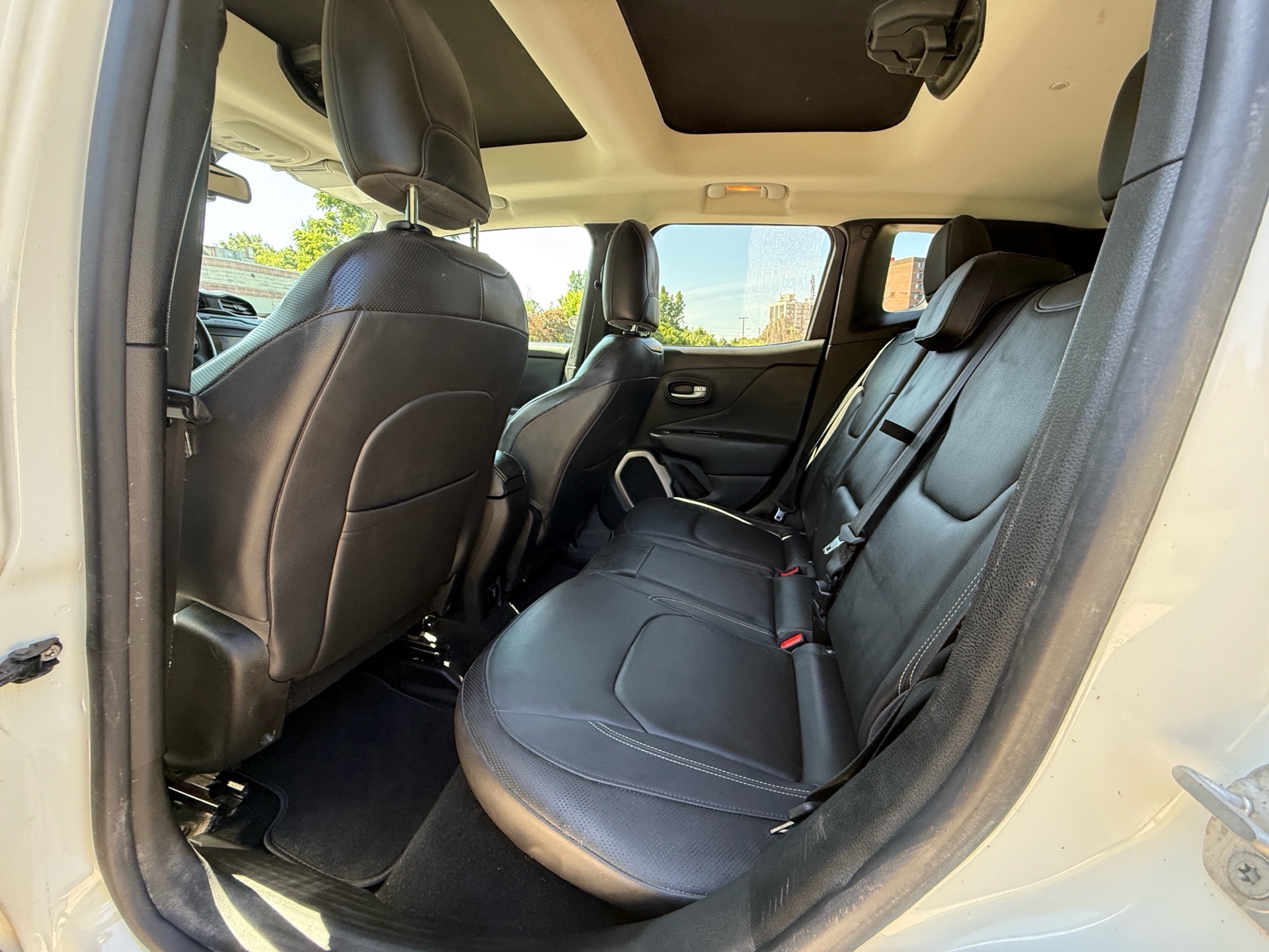 /canadacars/2015-Jeep-Renegade-6119995360820103.jpg