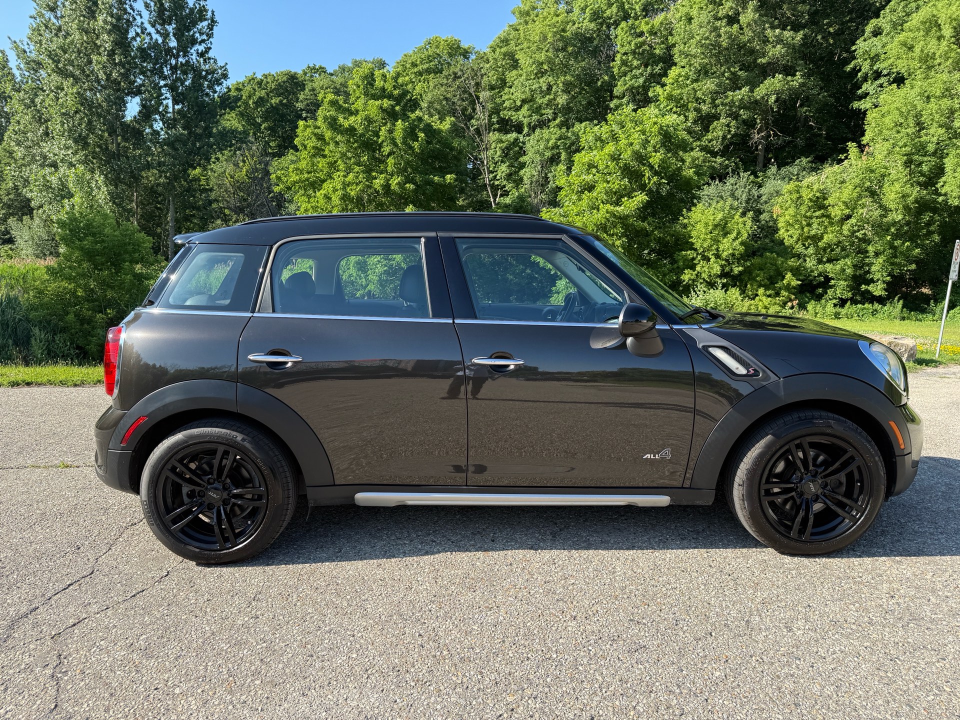 /canadacars/2015-MINI-CooperCountryman-17641940325593652.jpg