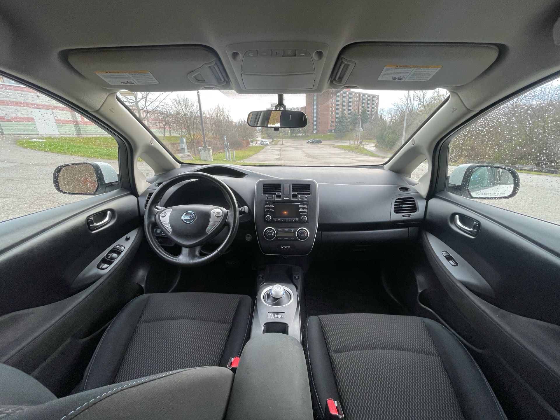 /canadacars/2015-Nissan-LEAF-9754727947685387.jpg