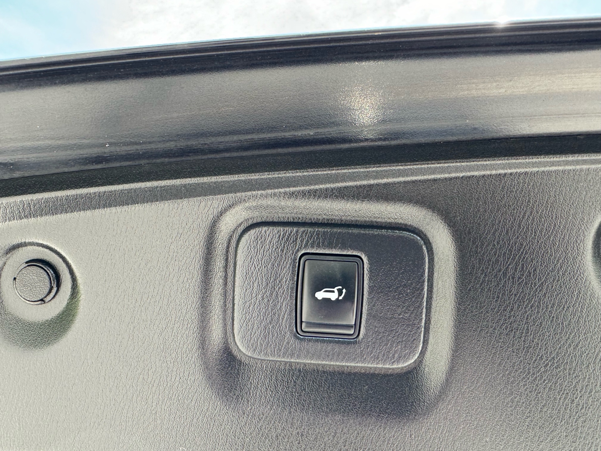 /canadacars/2015-Nissan-Pathfinder-8424689225818003.jpg