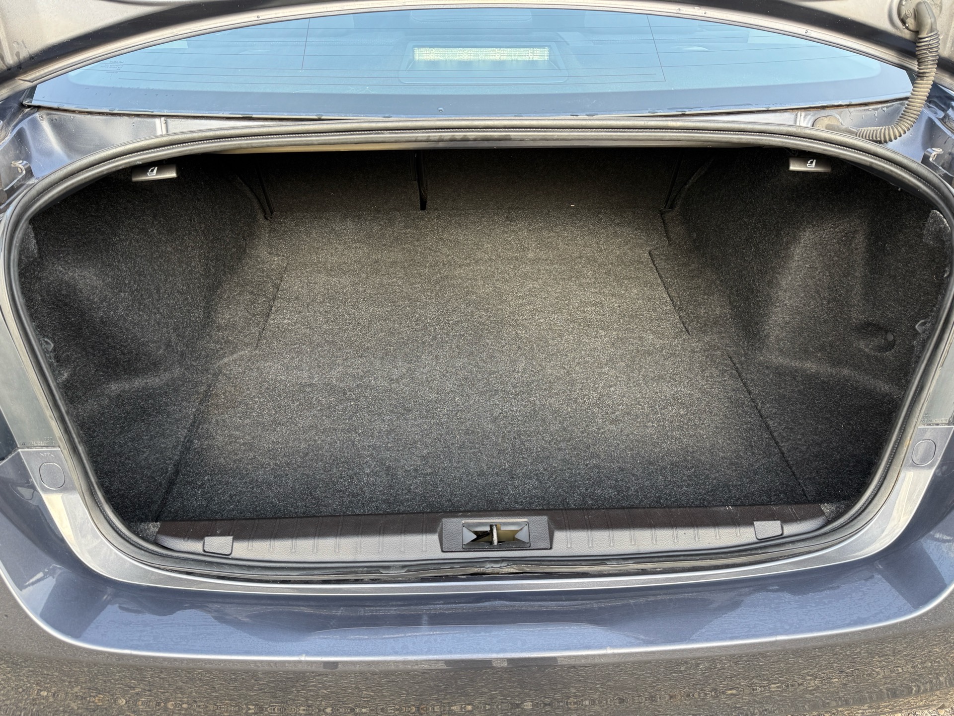 /canadacars/2015-Subaru-Legacy-14008183236856753.jpg